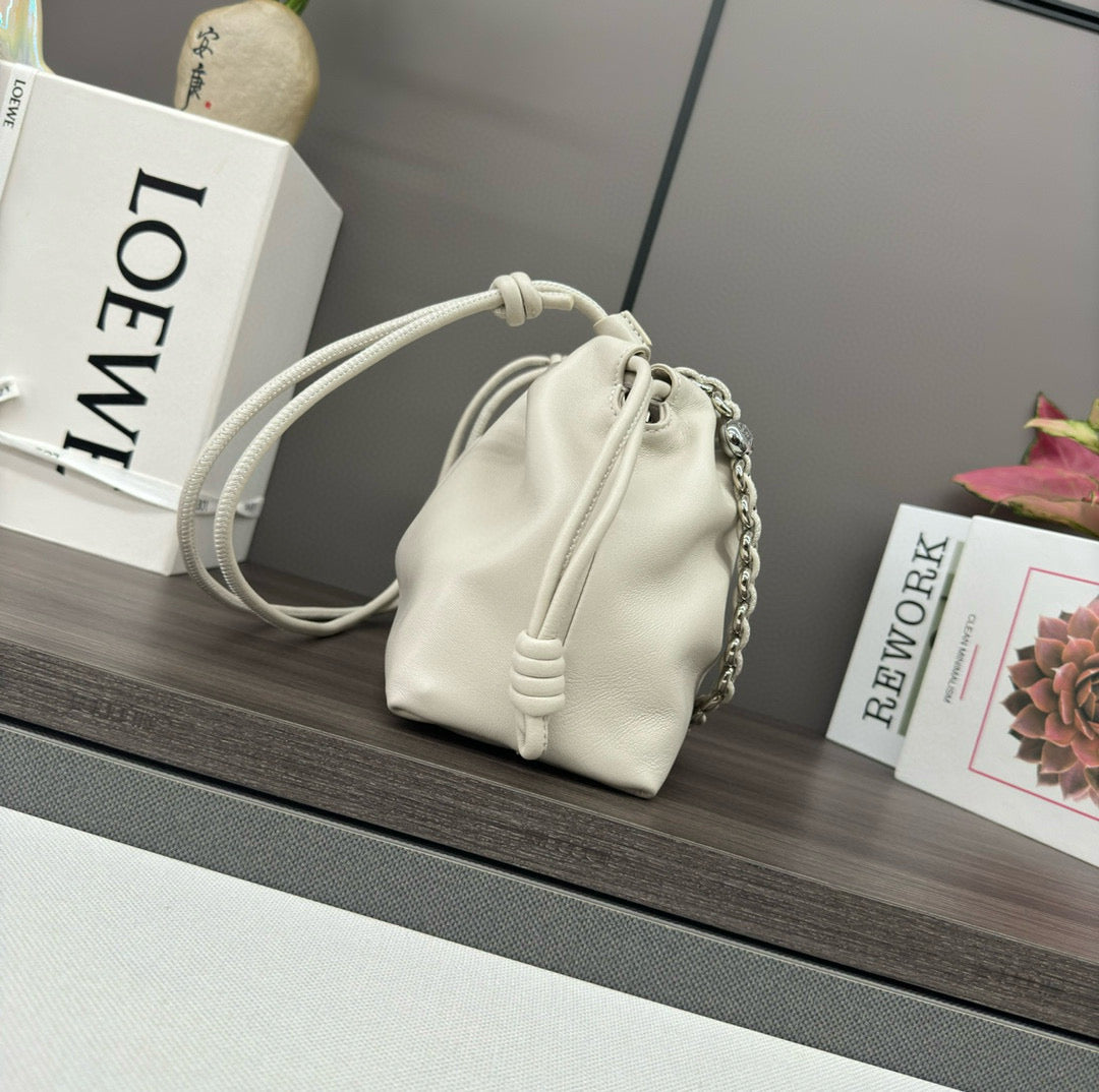 Loewe Flamenco