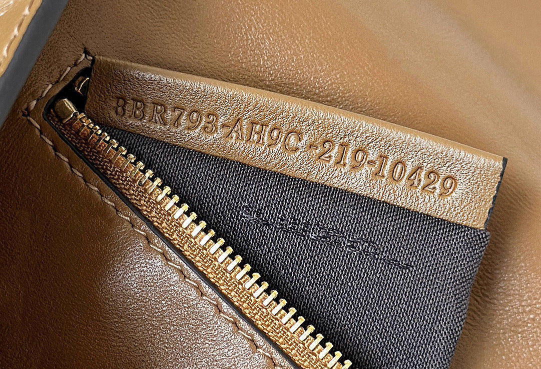 Fendi Baguette