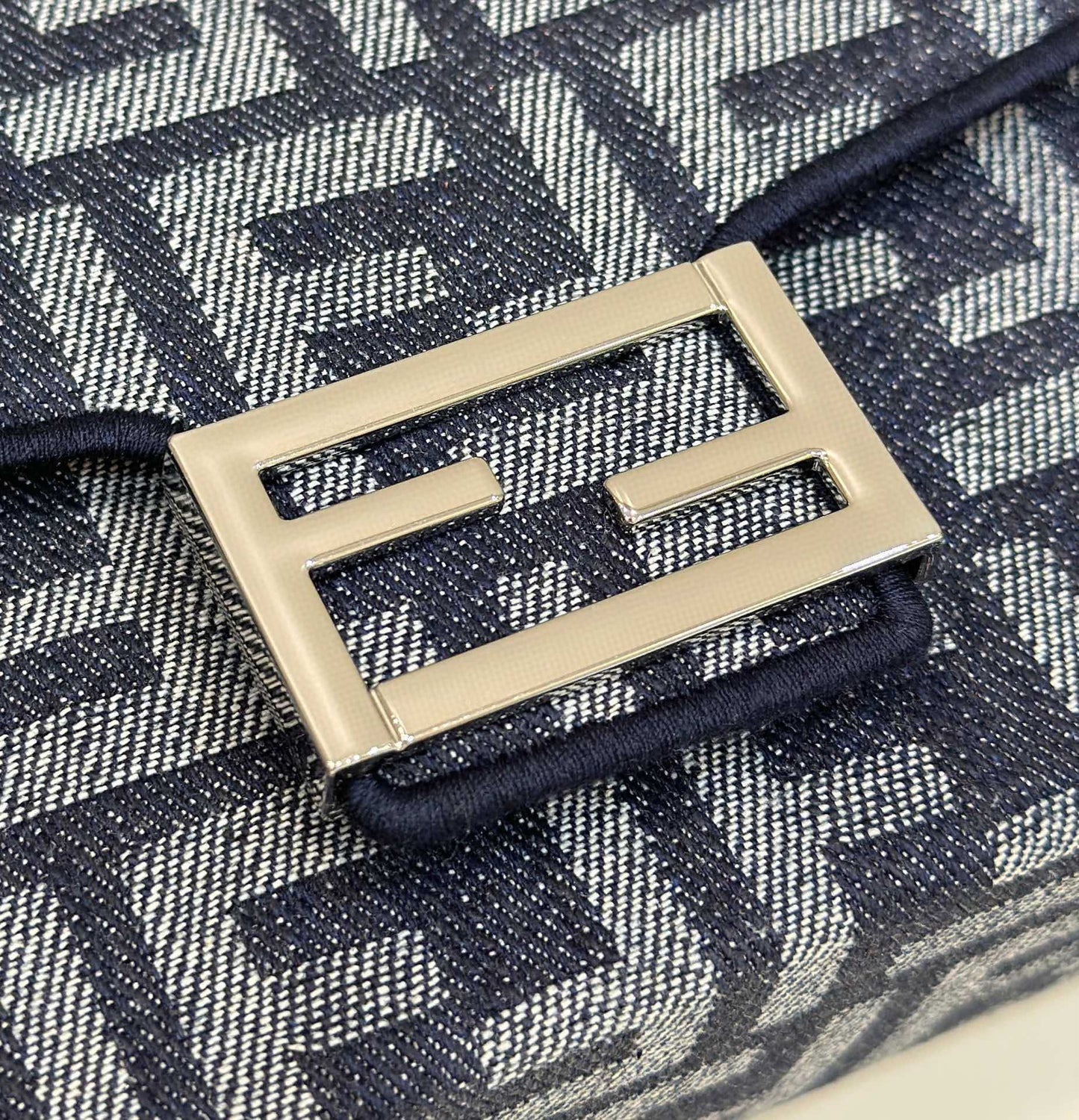 Fendi Baguette