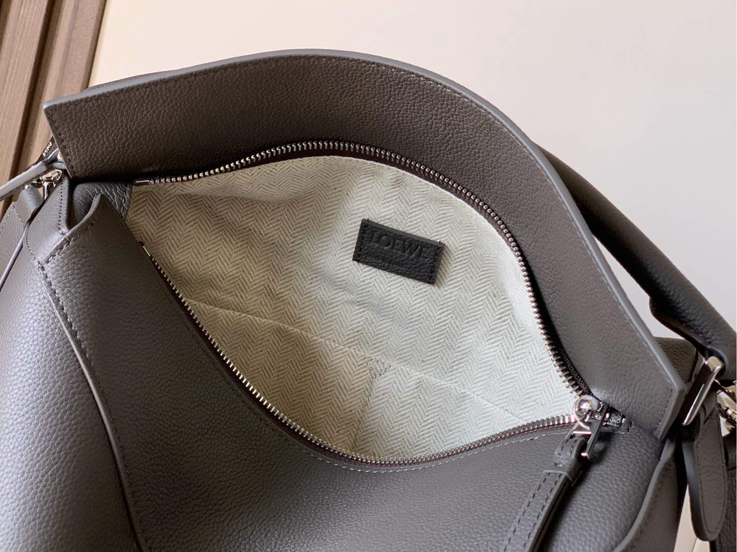 Loewe Puzzle
