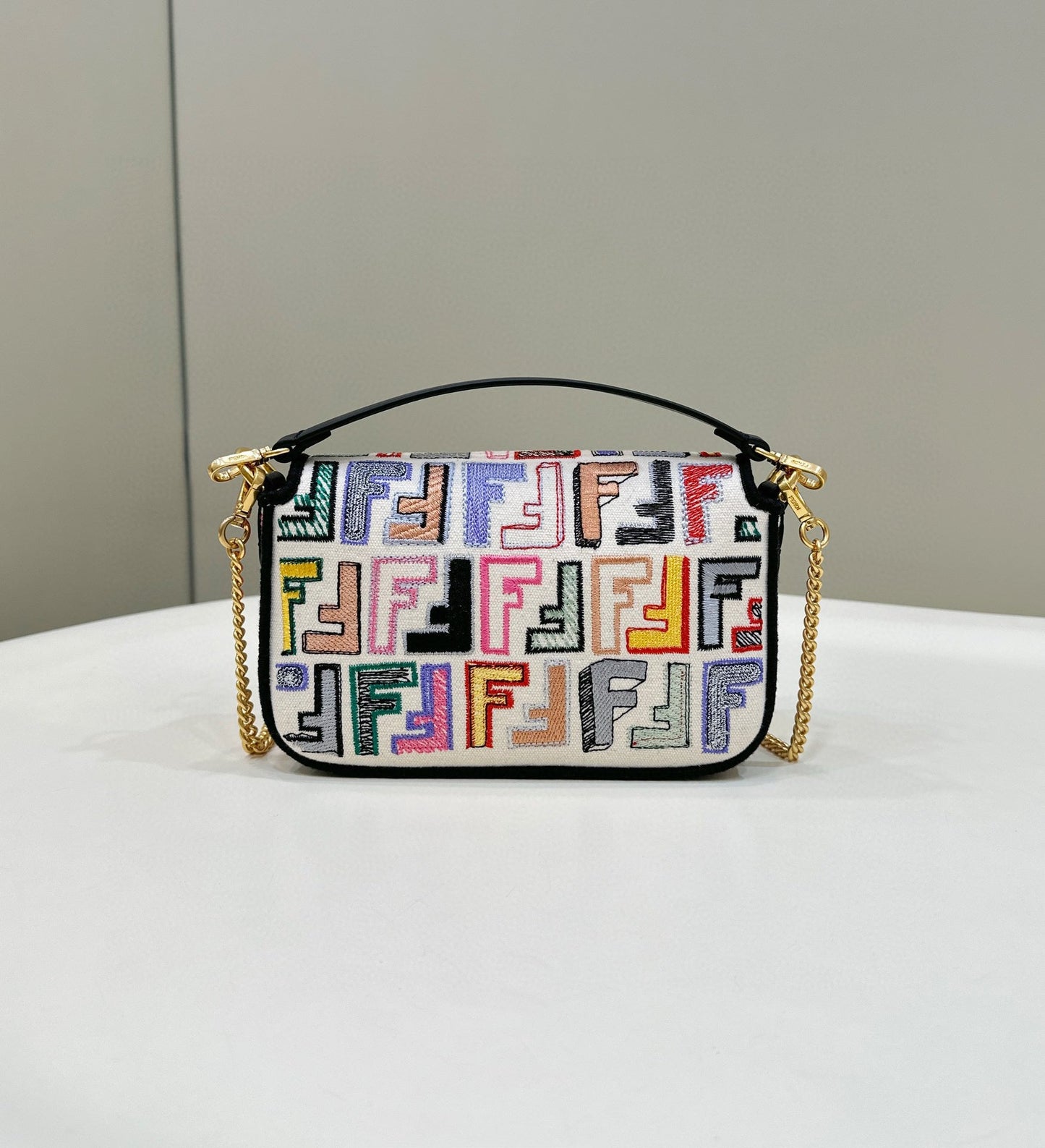 Fendi Baguette