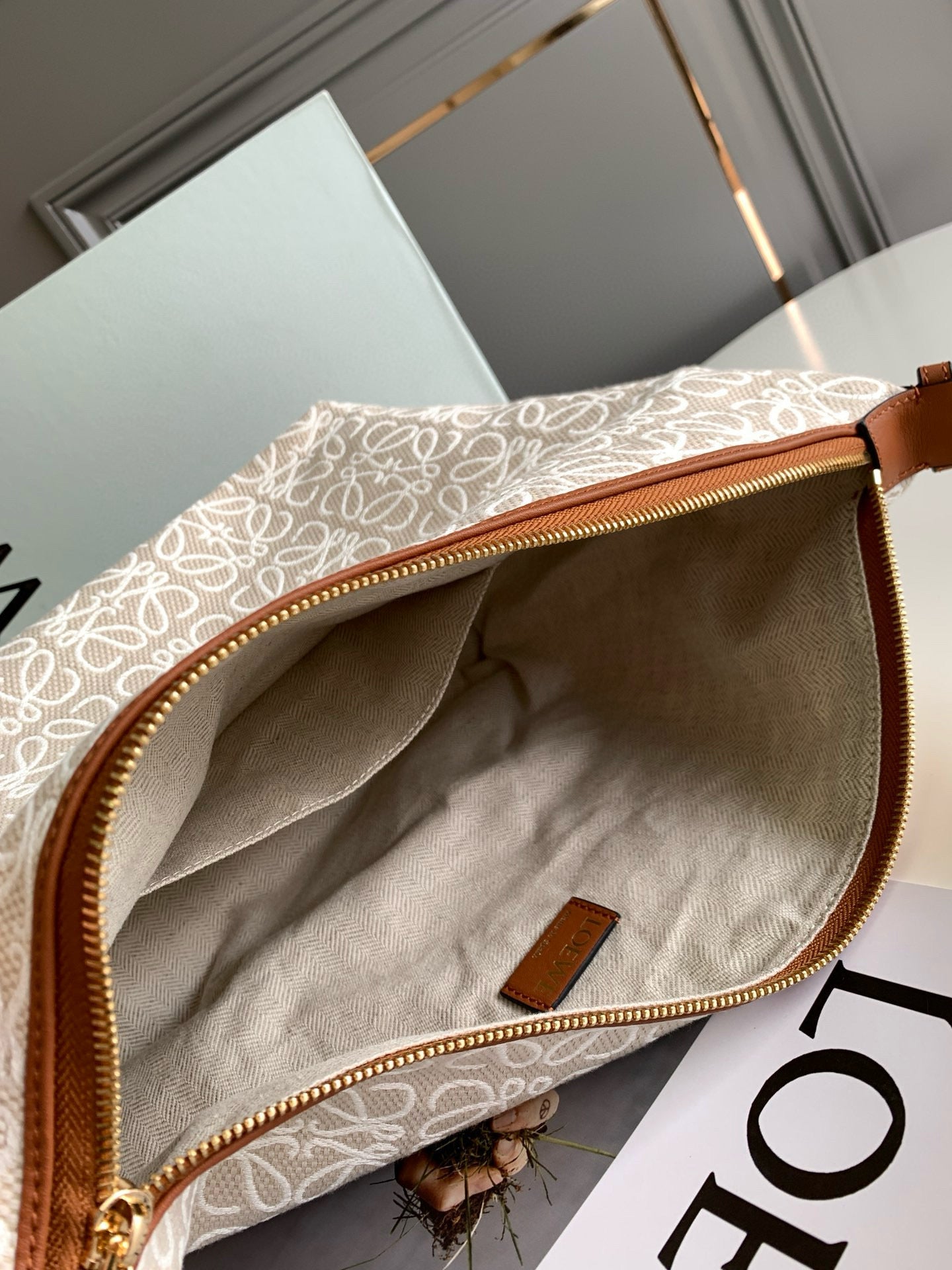 Loewe Cubi