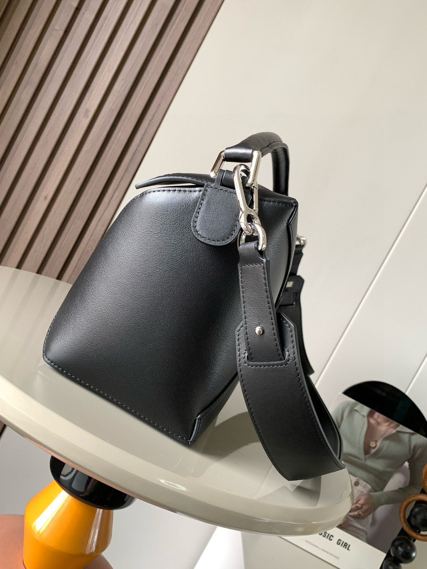 Loewe Puzzle