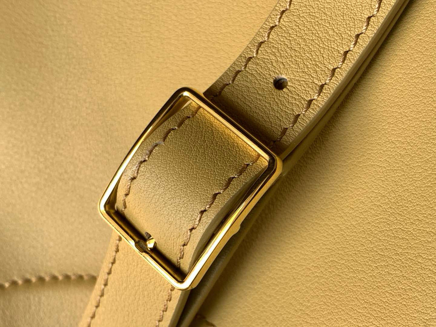 Loewe Hammock