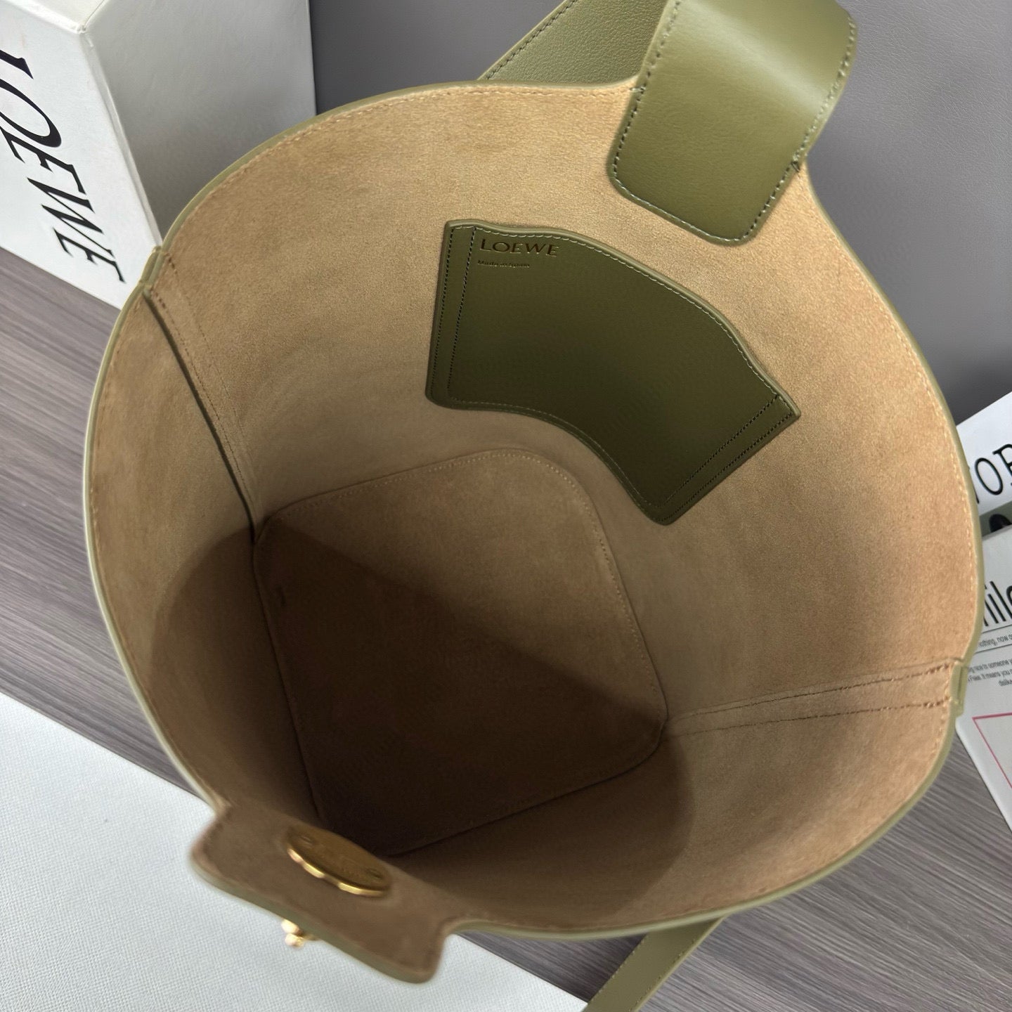 Loewe Pebble Bucket