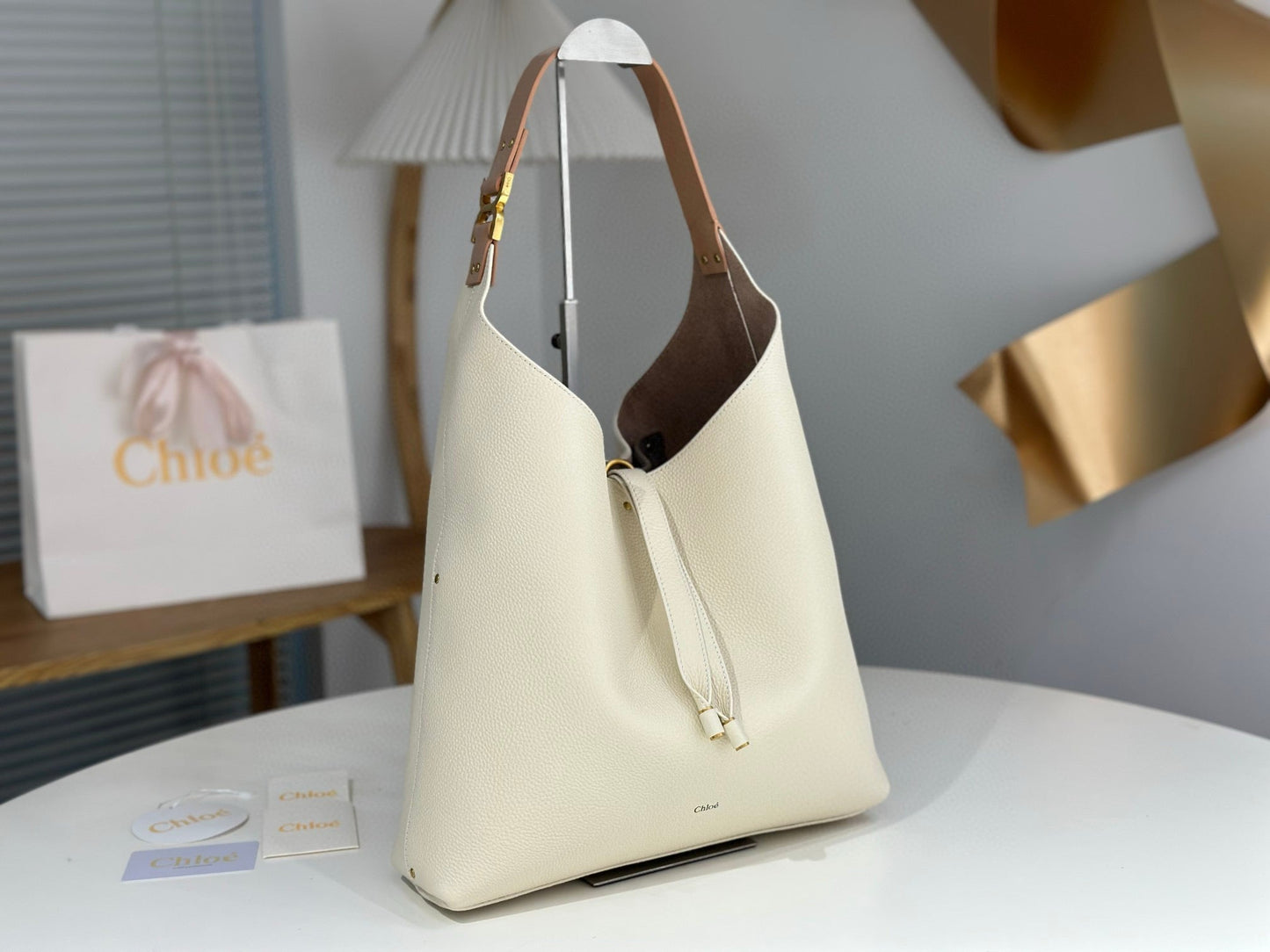 Chloe Marcie Hobo