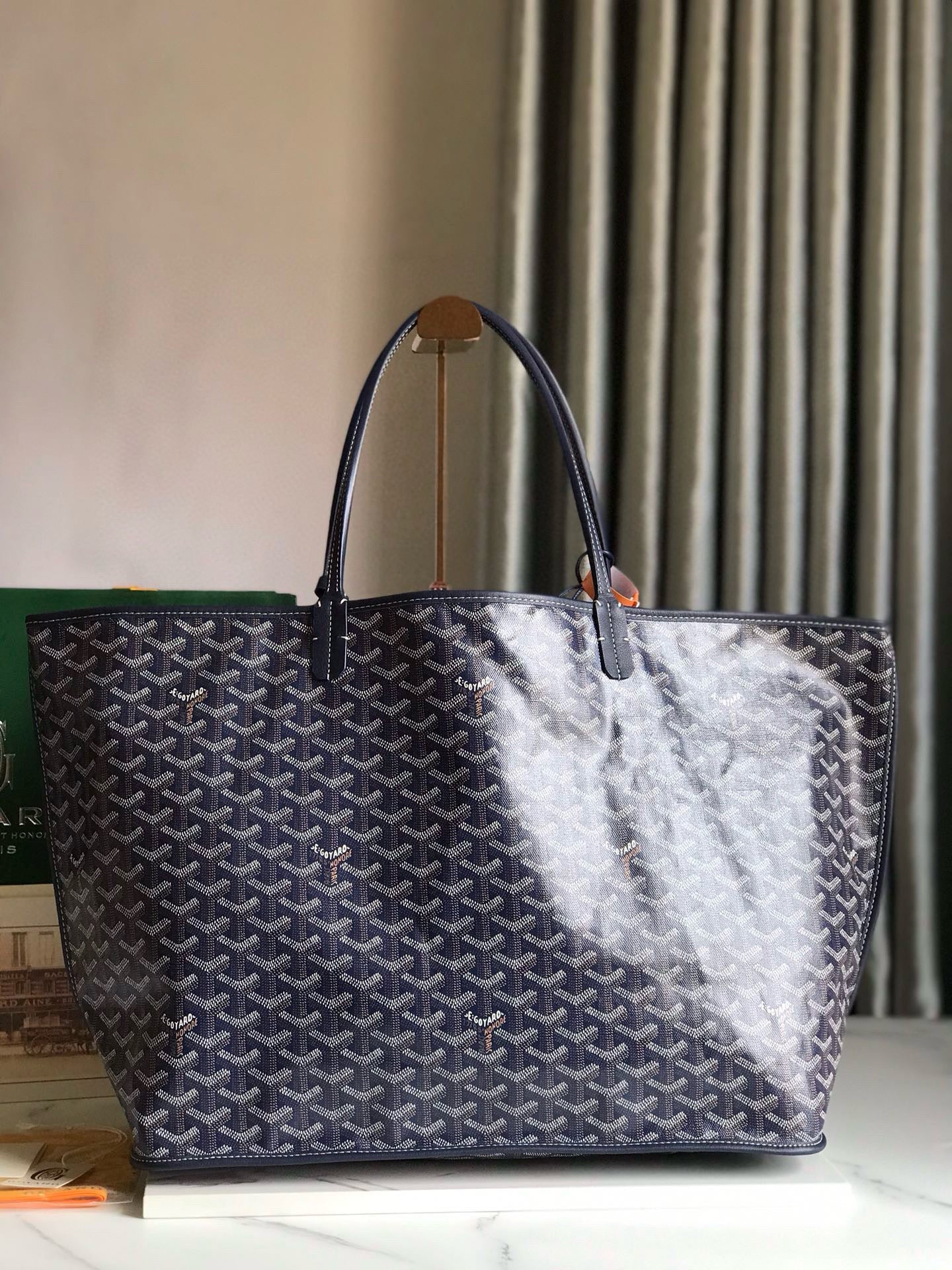 GOYARD REVERSIBLE ANJOU 39*32*19
