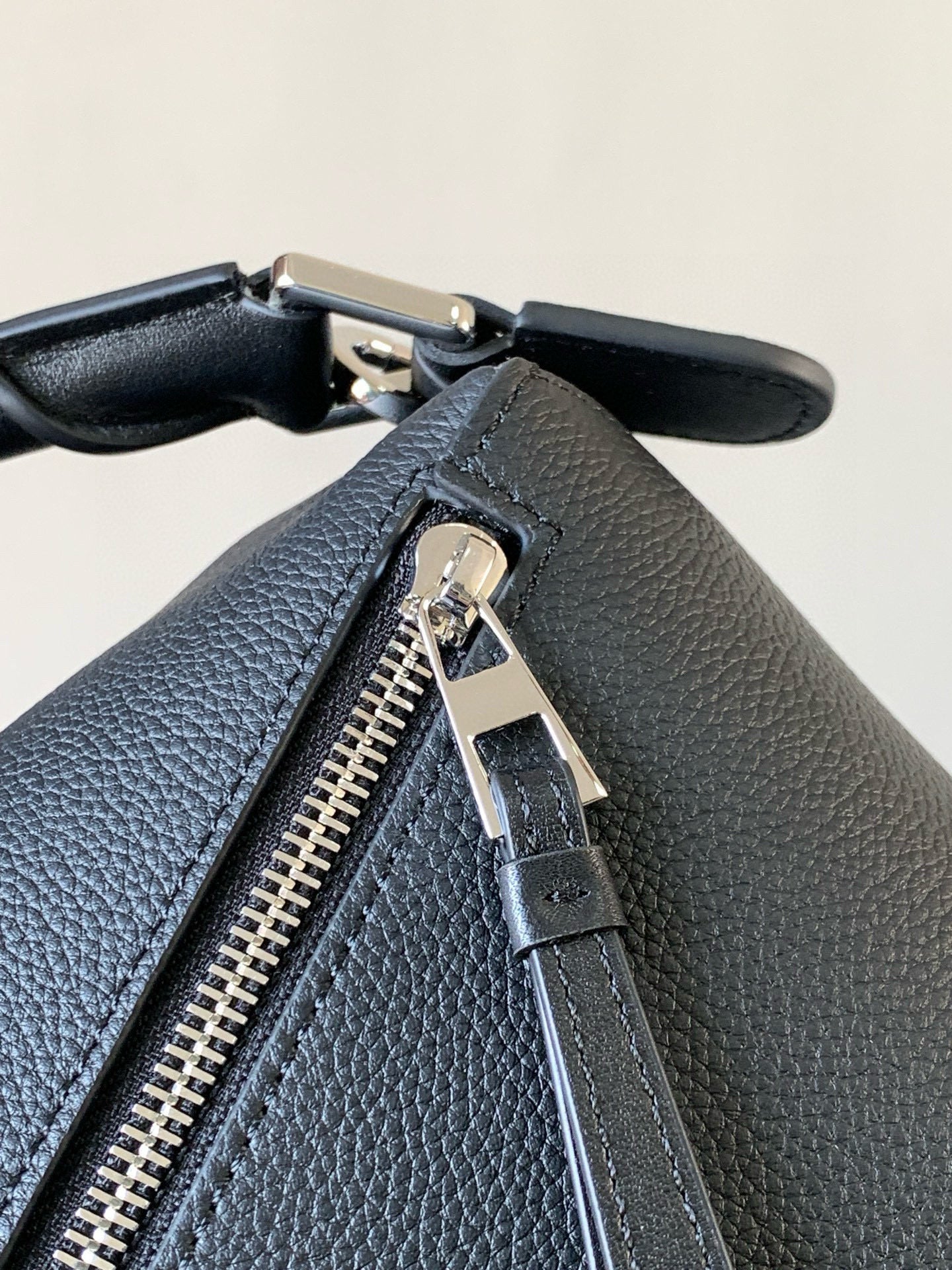 Loewe Puzzle
