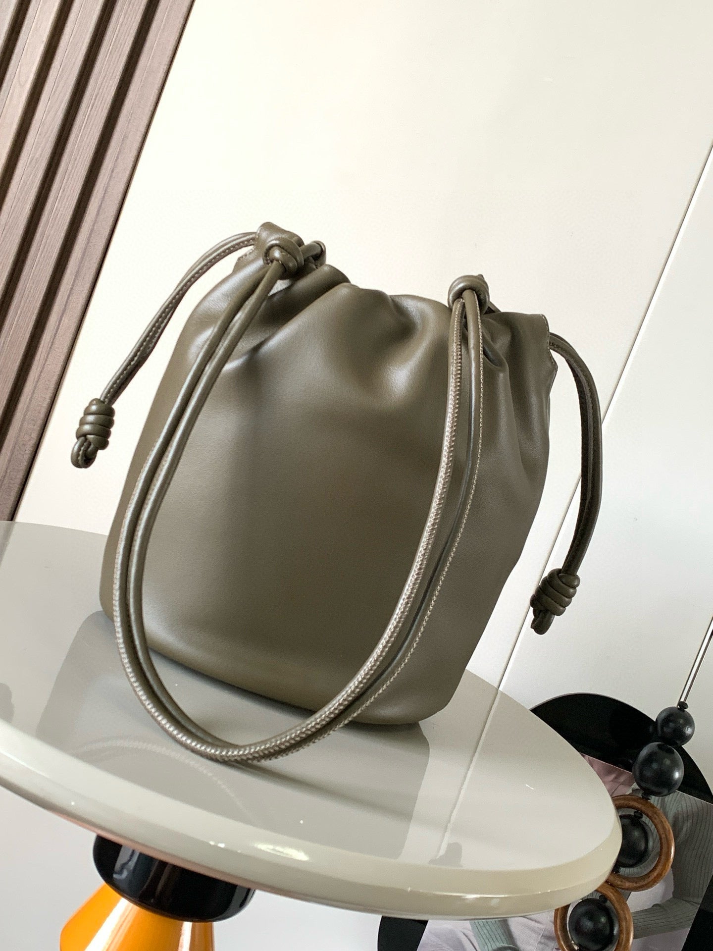 Loewe Flamenco