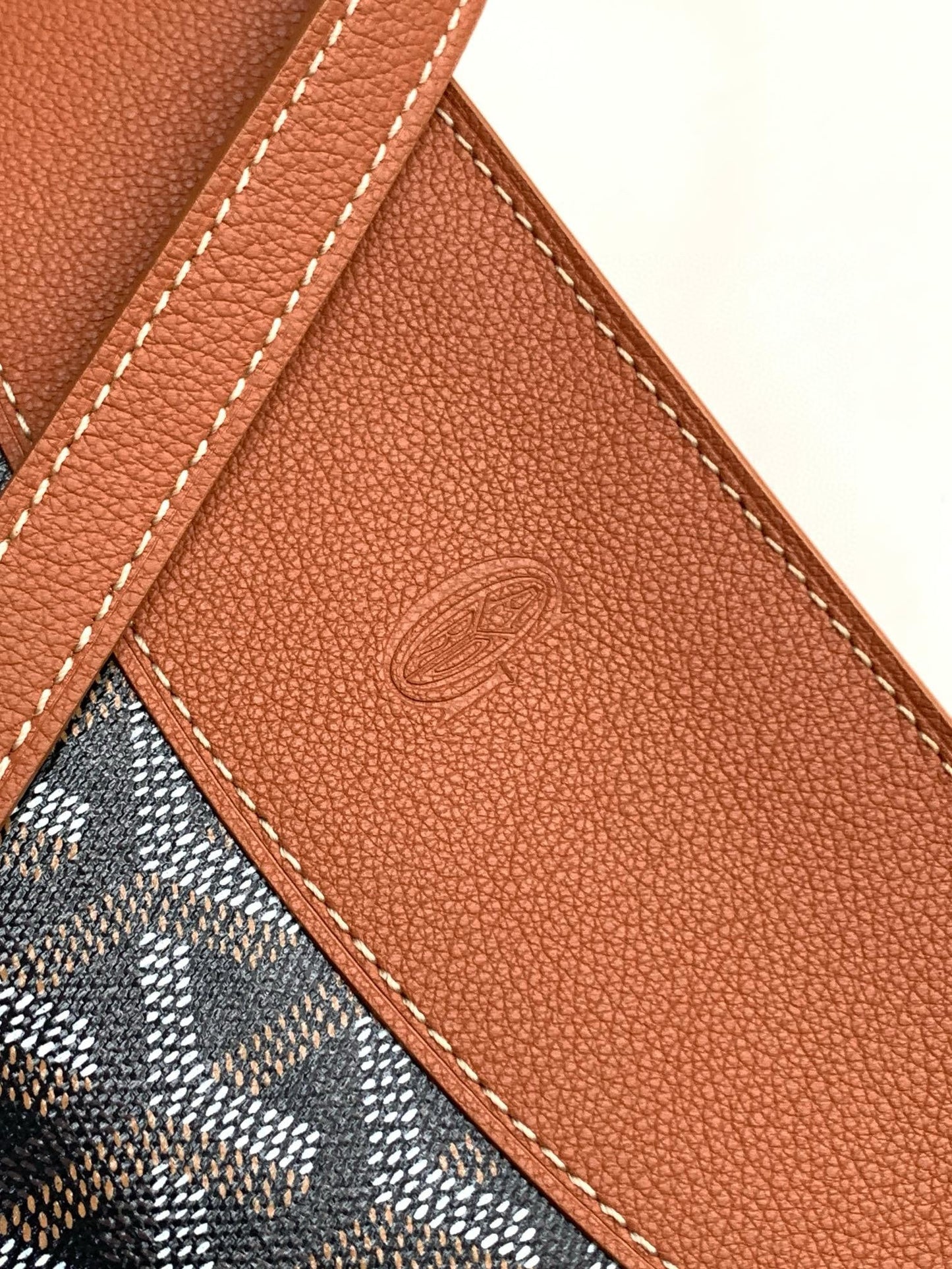 Goyard Hirondelle