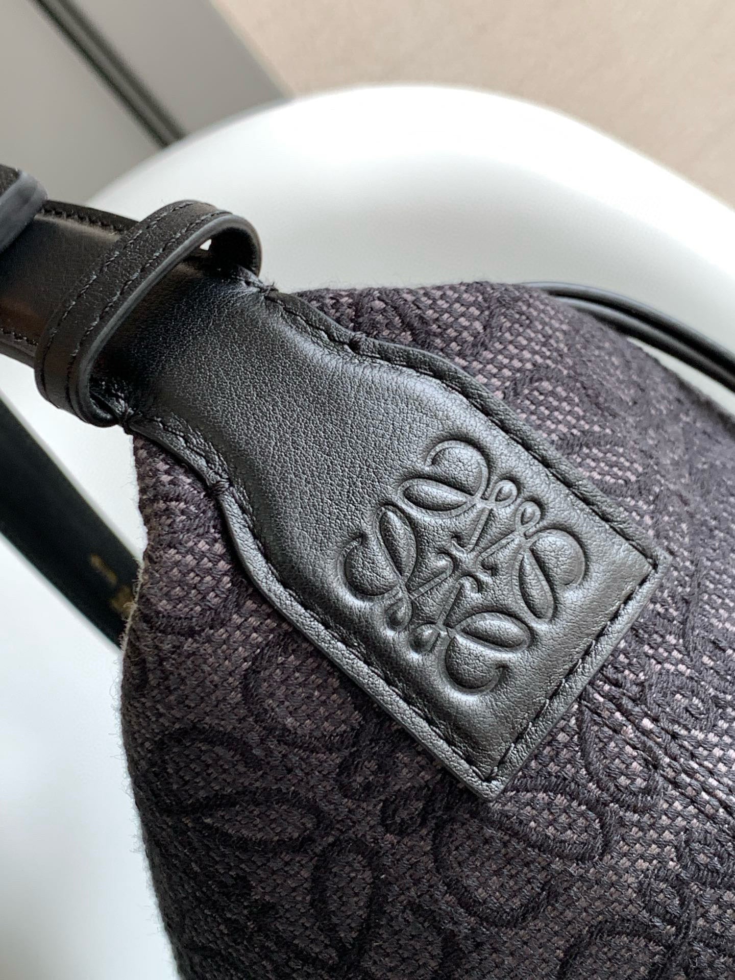 Loewe Cubi