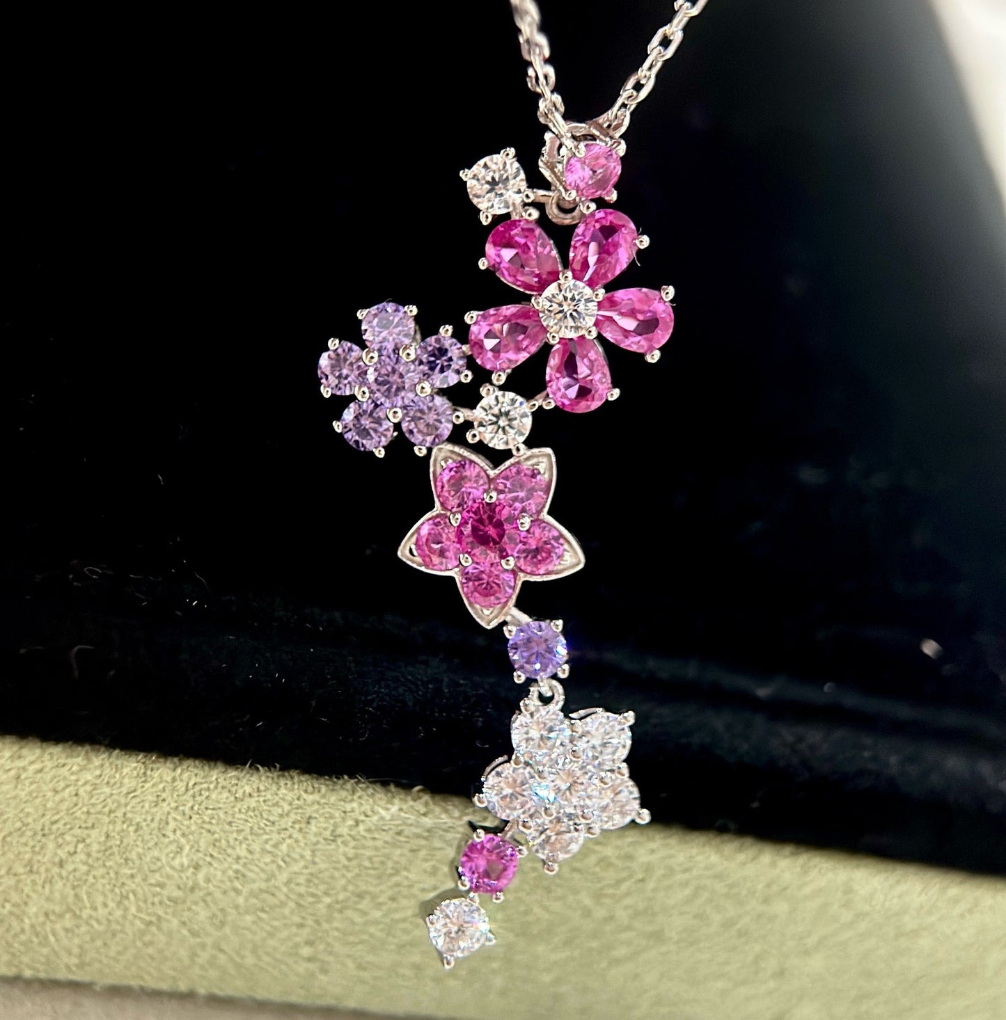 Van Cleef & Arpels Necklace