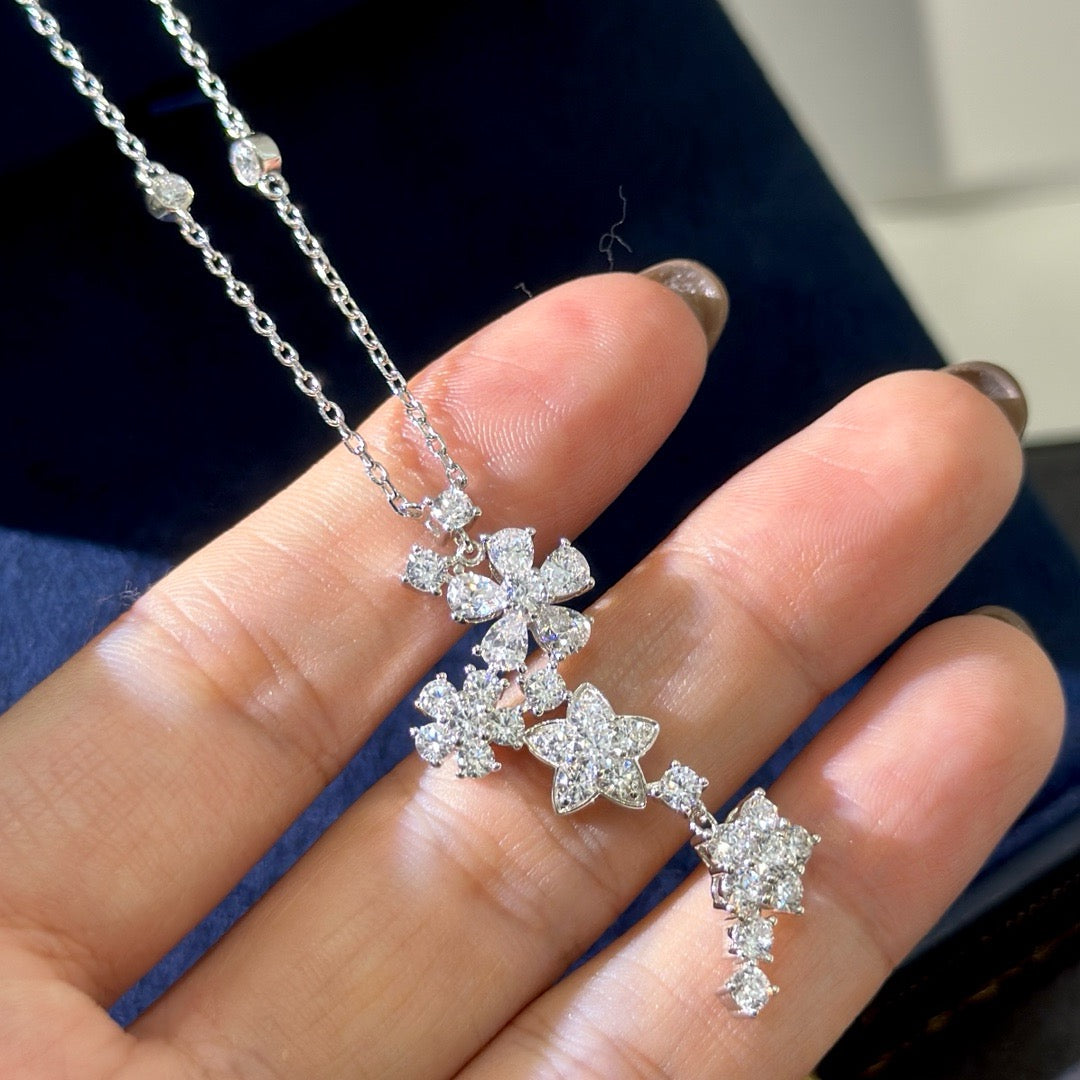 Van Cleef & Arpels Necklace