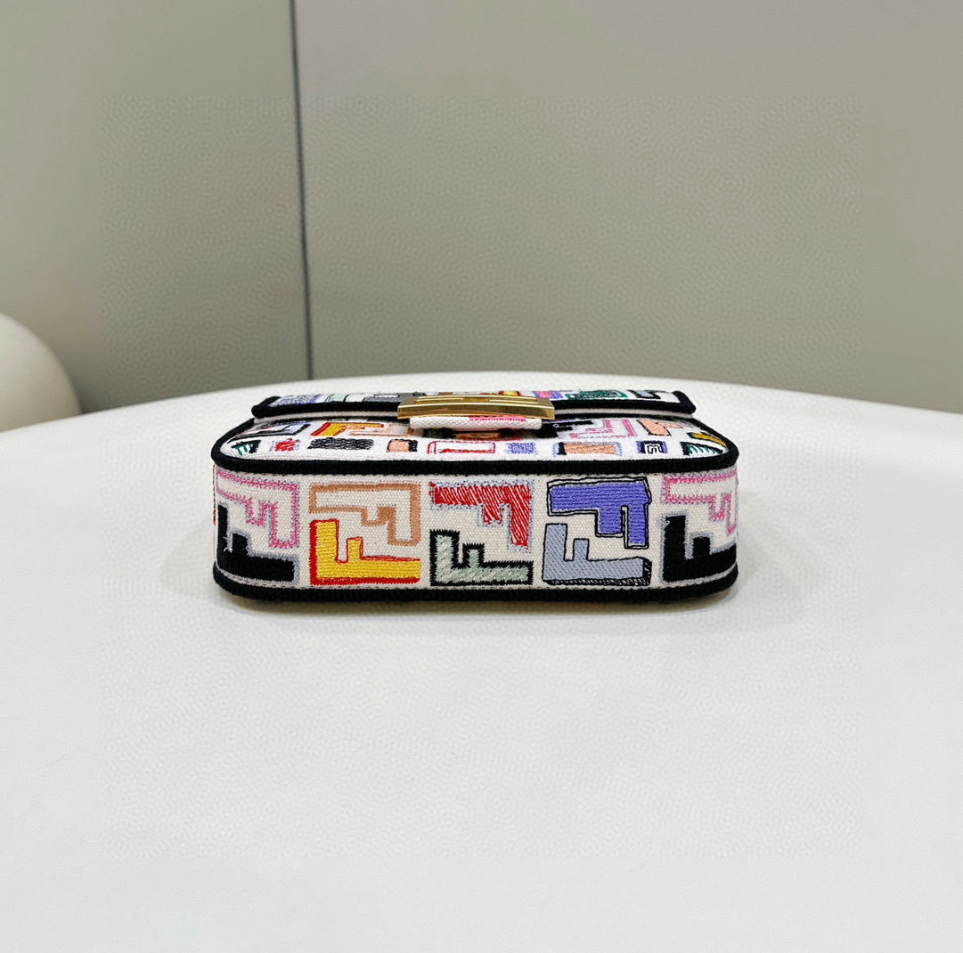 Fendi Baguette