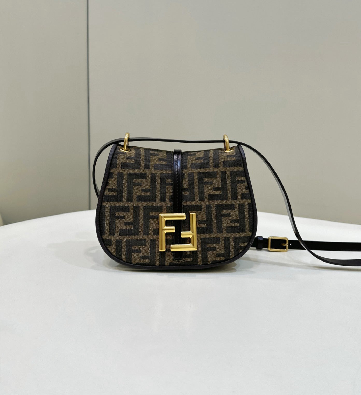 Fendi C'mon Small