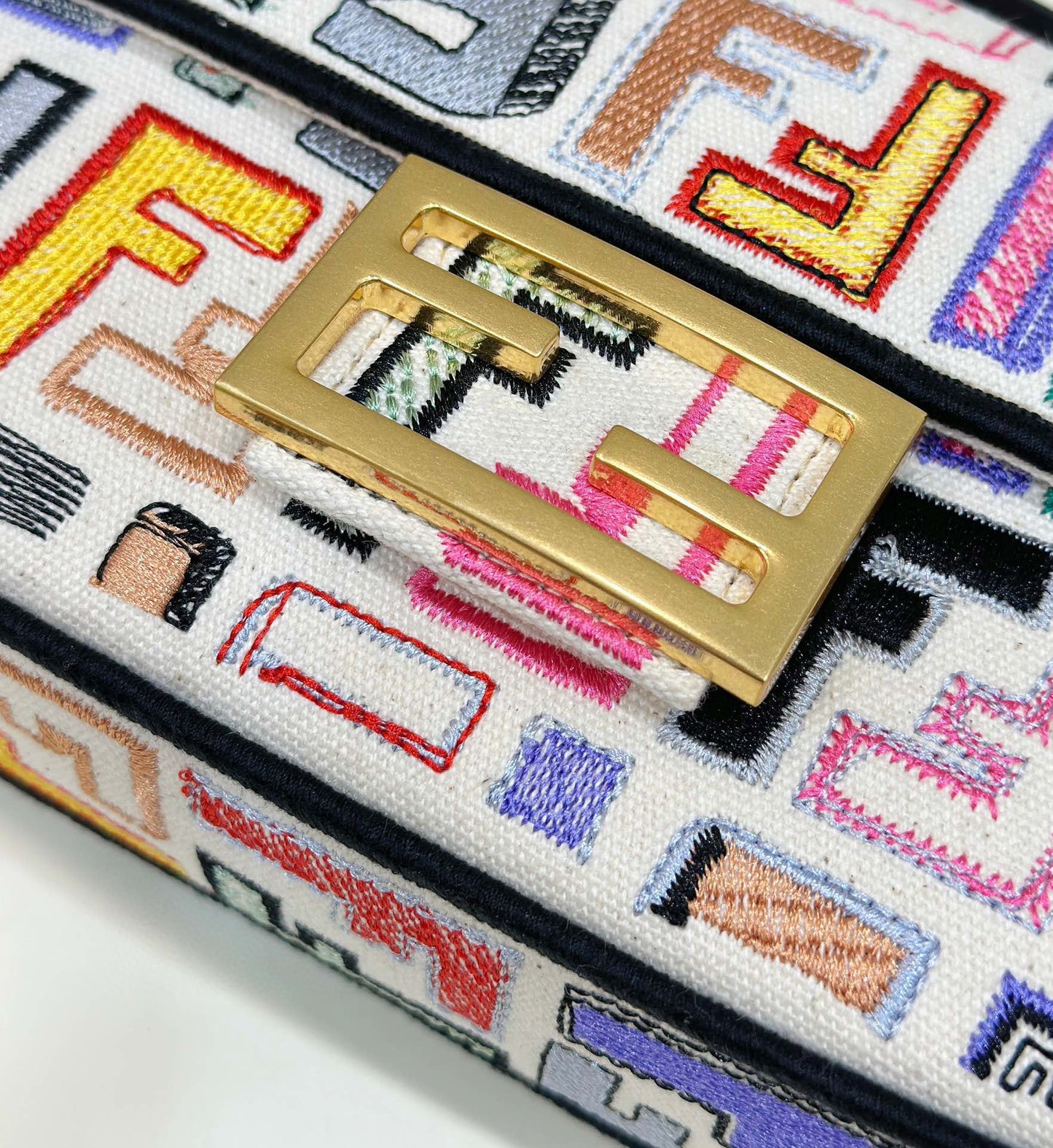 Fendi Baguette
