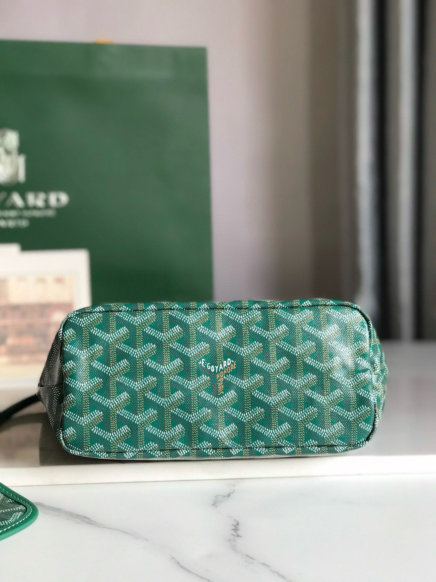 GOYARD BAG 20*19*10