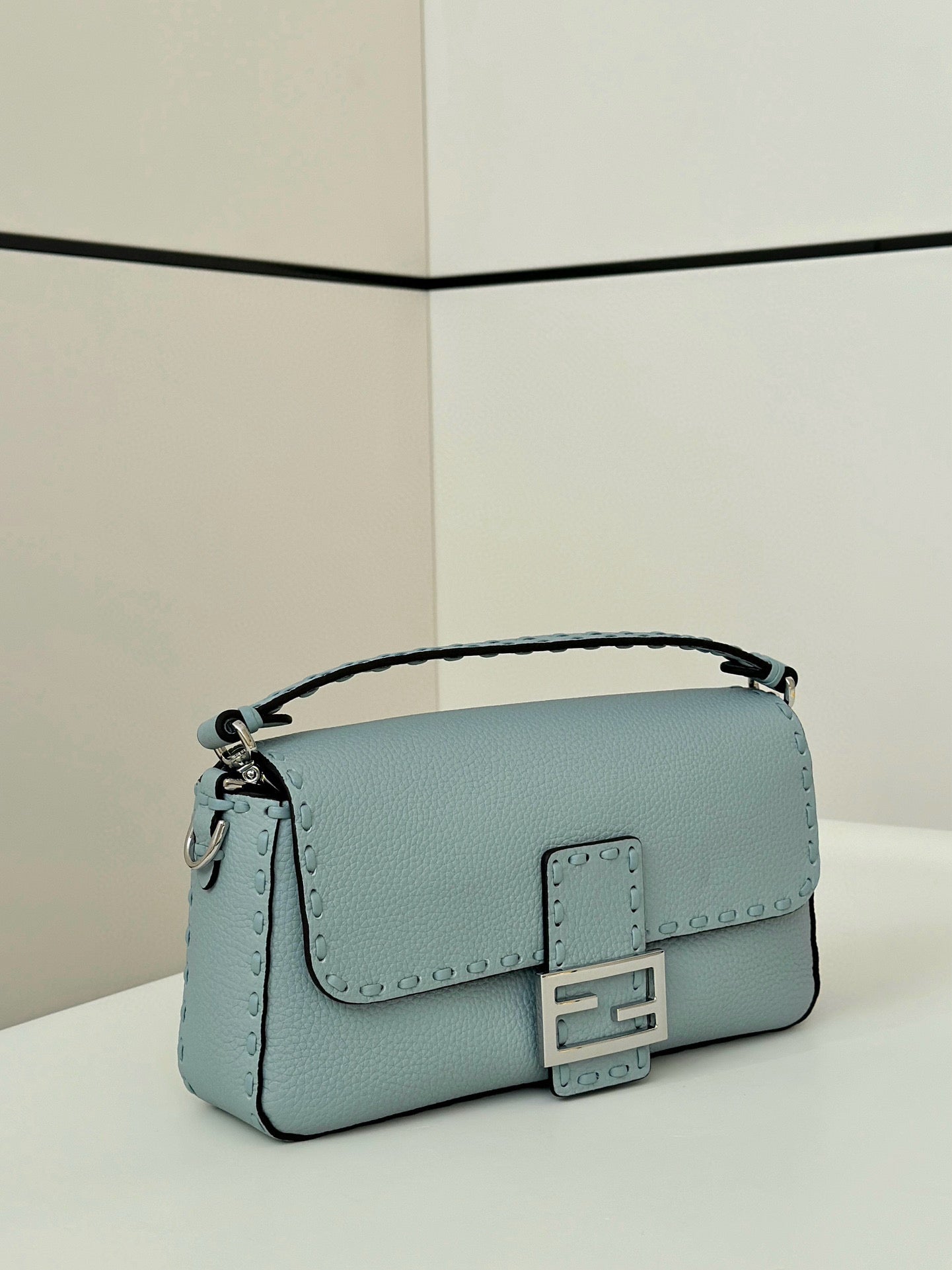 Fendi Baguette