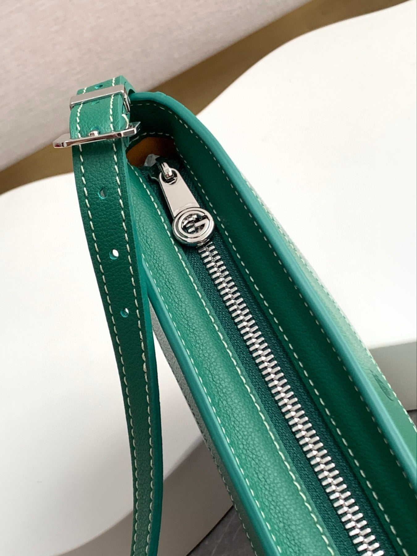 Goyard Hirondelle