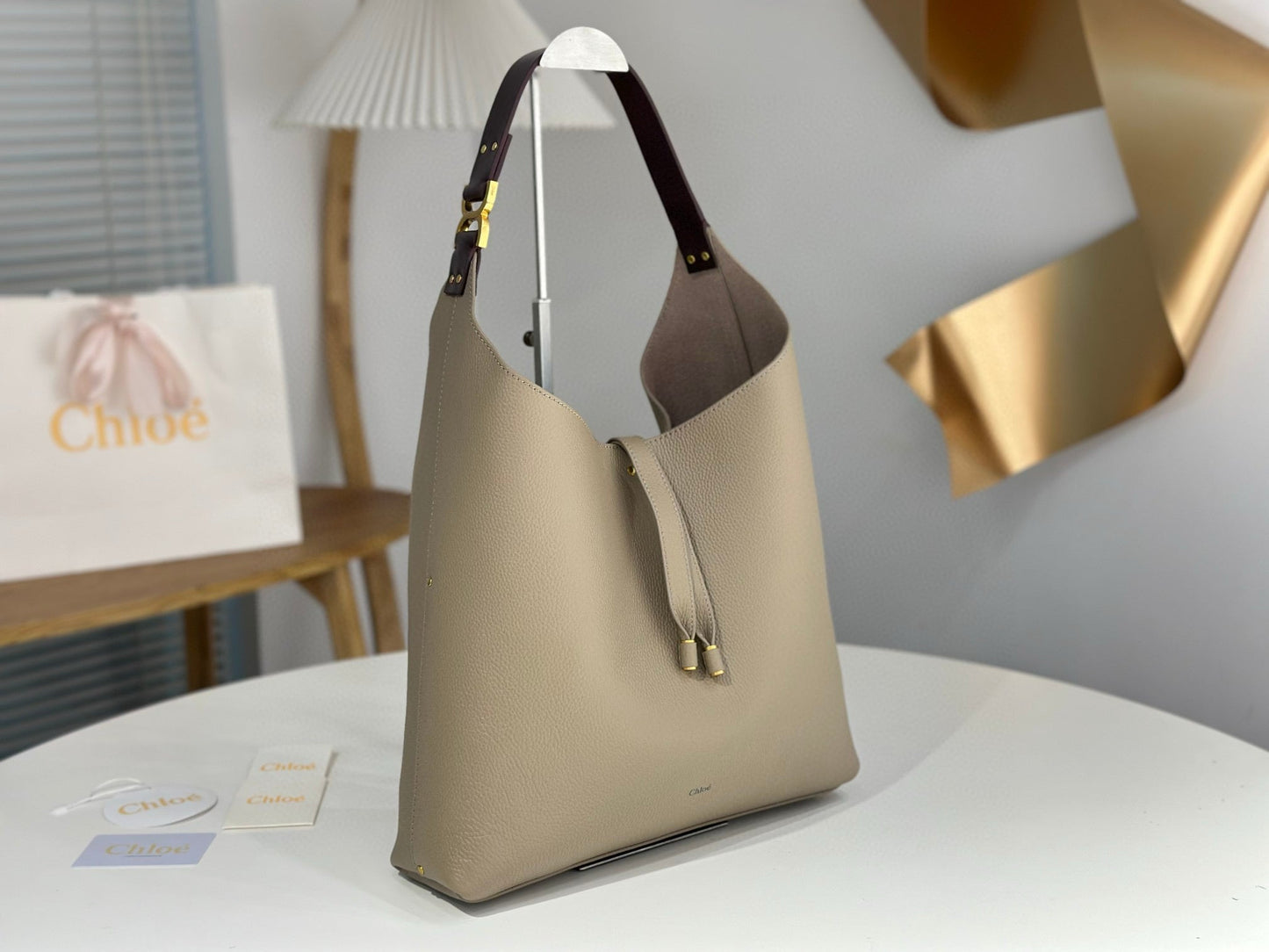 Chloe Marcie Hobo