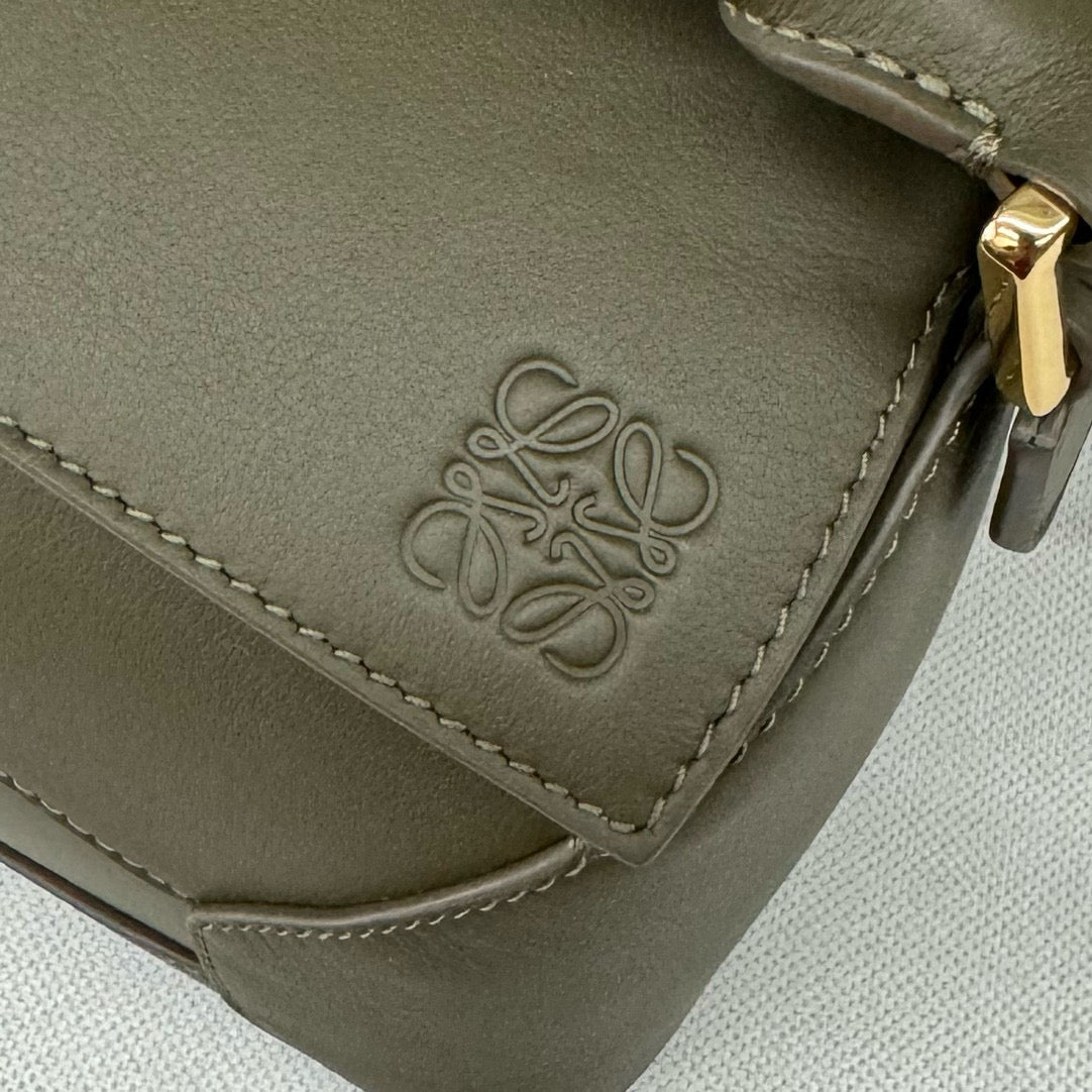 Loewe Puzzle