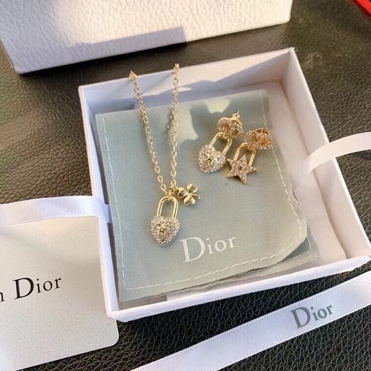 Dior Necklace