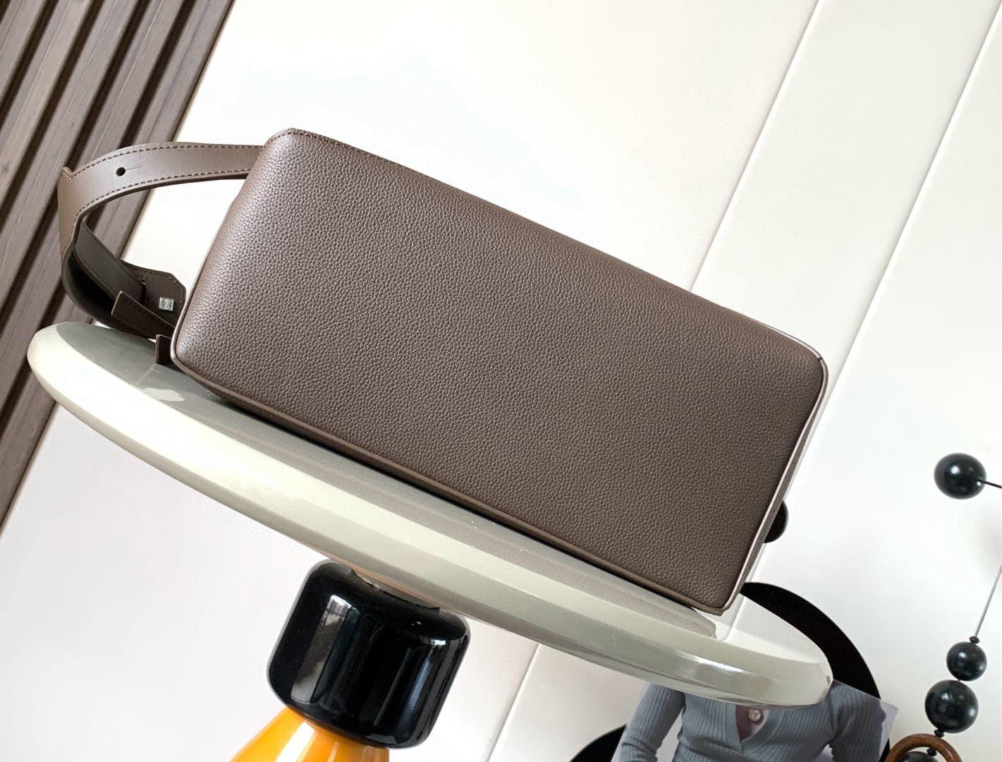 Loewe Puzzle