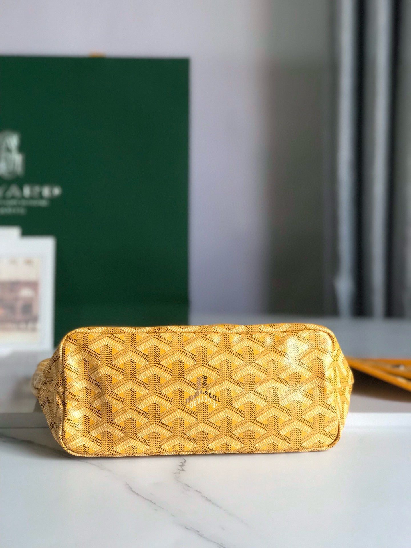 GOYARD BAG 20*19*10