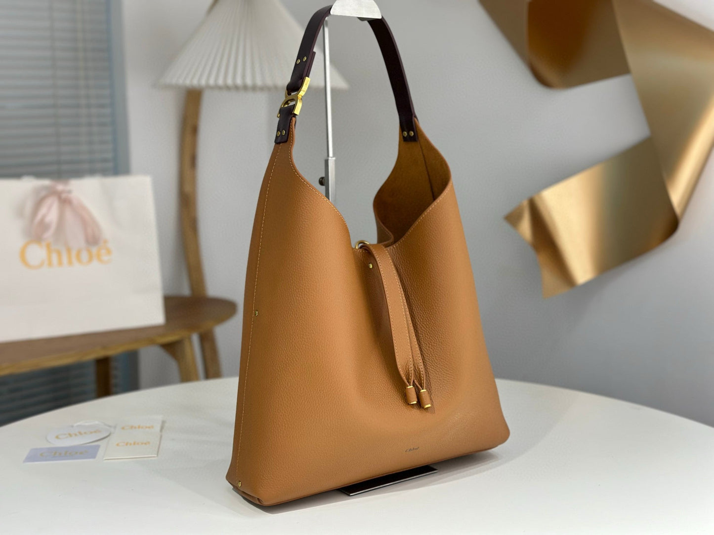 Chloe Marcie Hobo