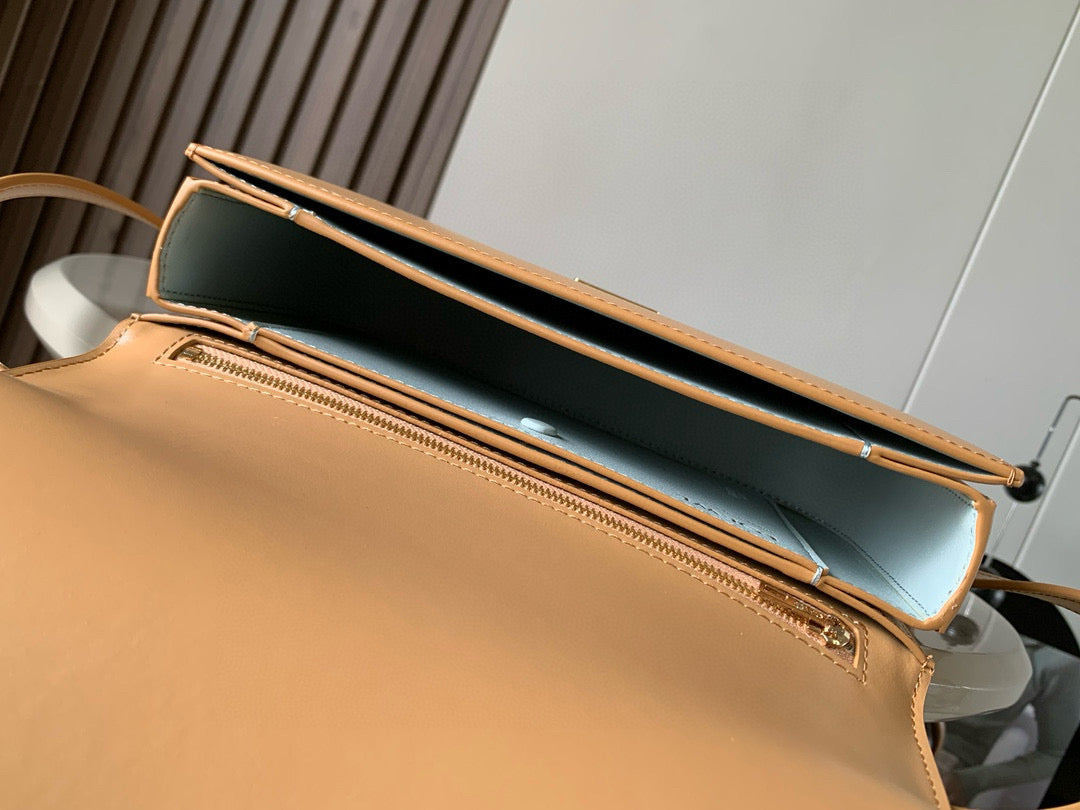 Loewe Goya Leather