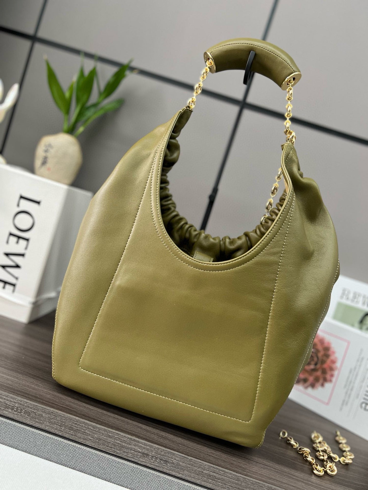 Loewe Squeeze Purse