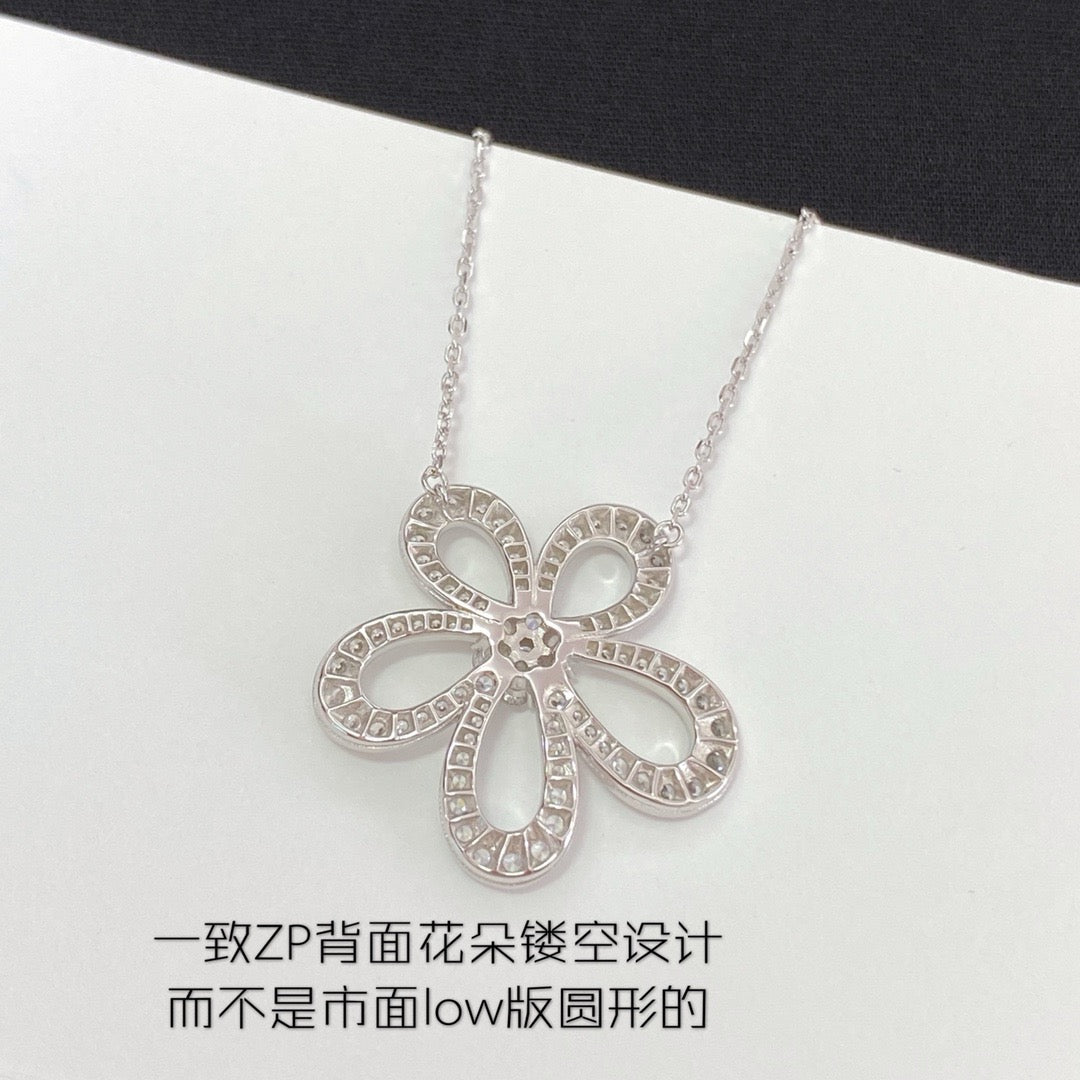 Van Cleef & Arpels Necklace