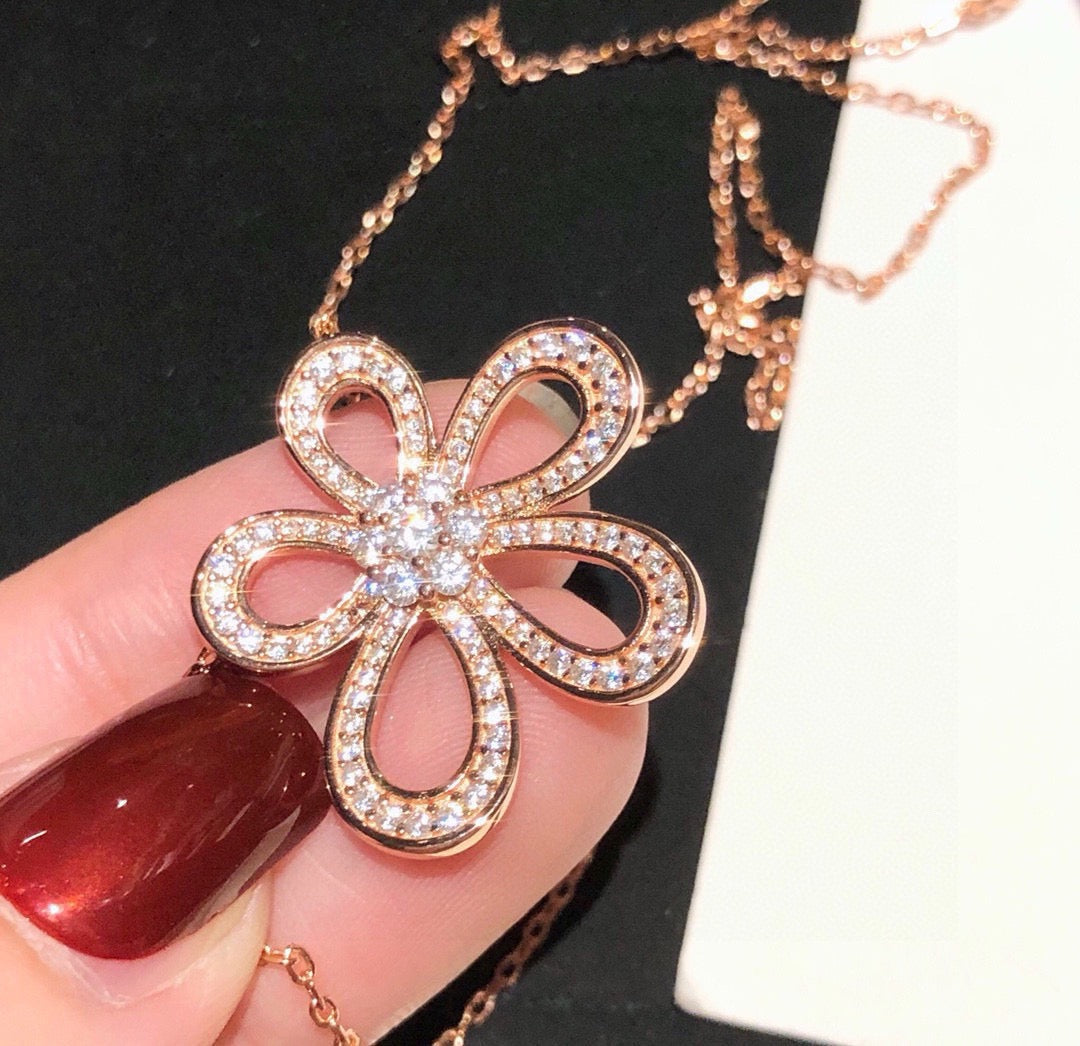 Van Cleef & Arpels Necklace