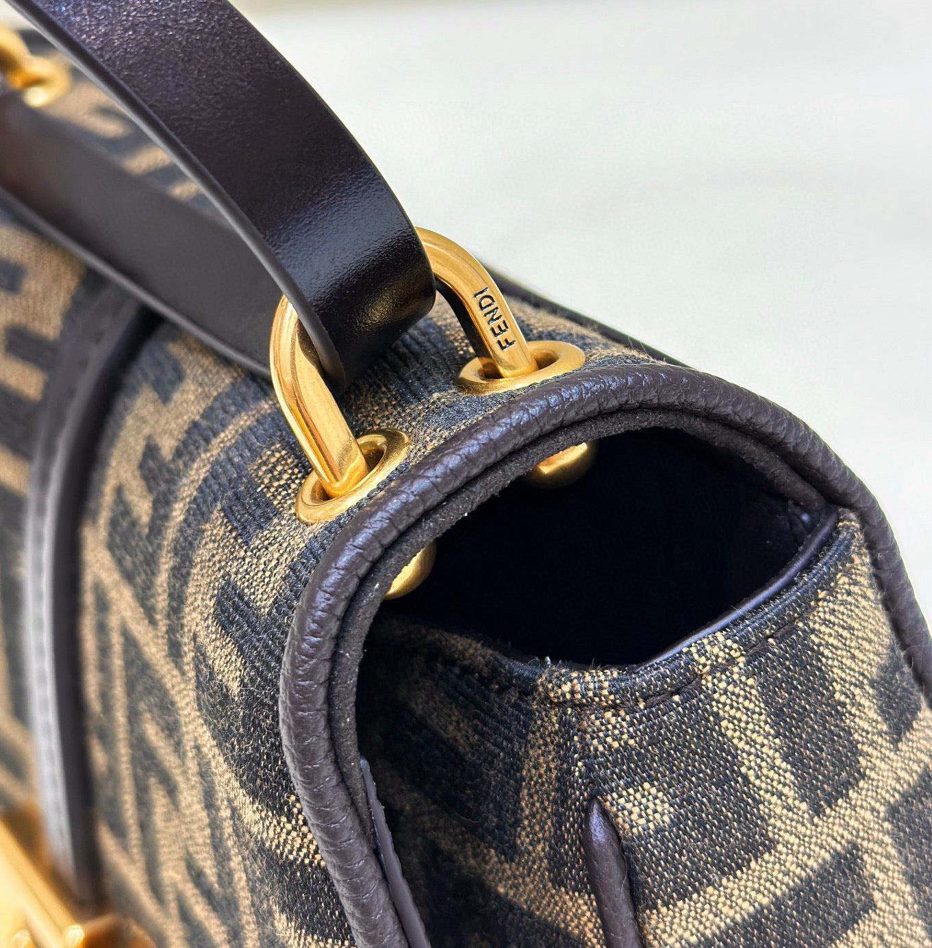 Fendi C'mon Small