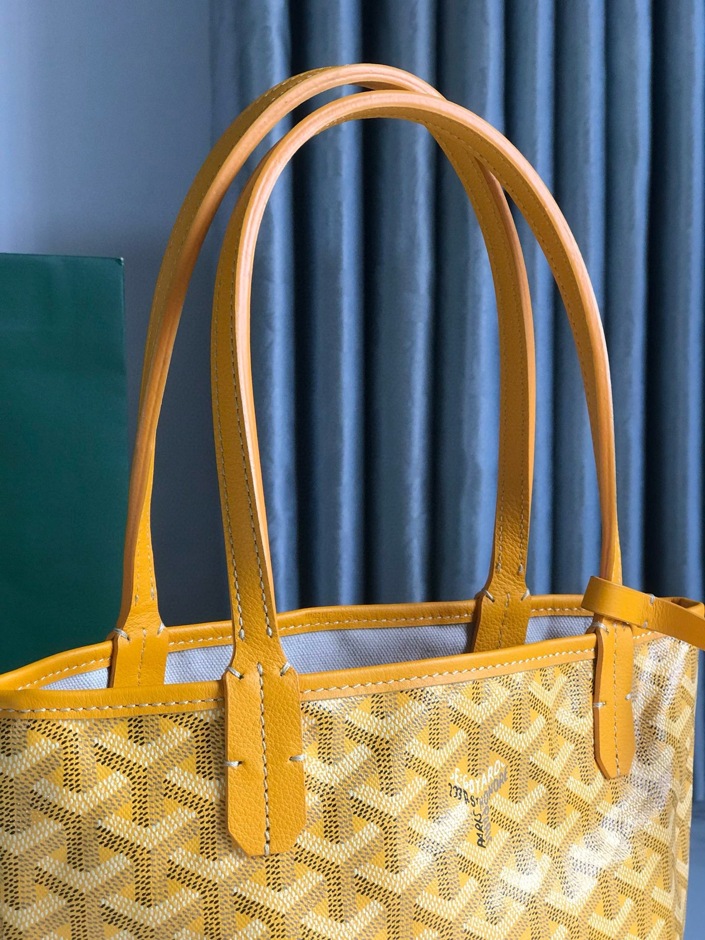 GOYARD BAG 20*19*10