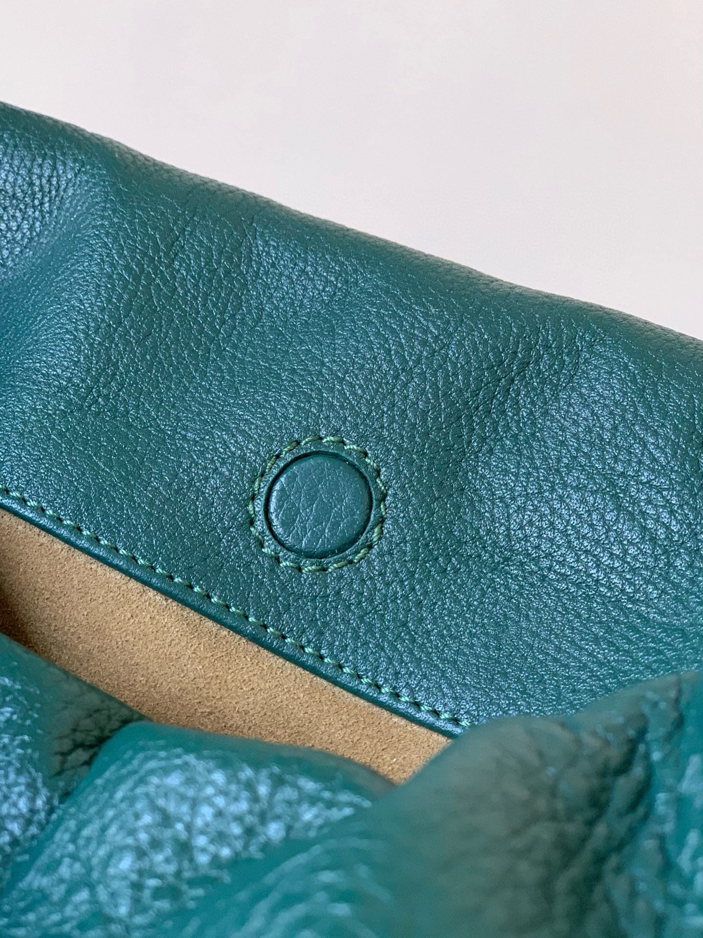 Loewe Flamenco