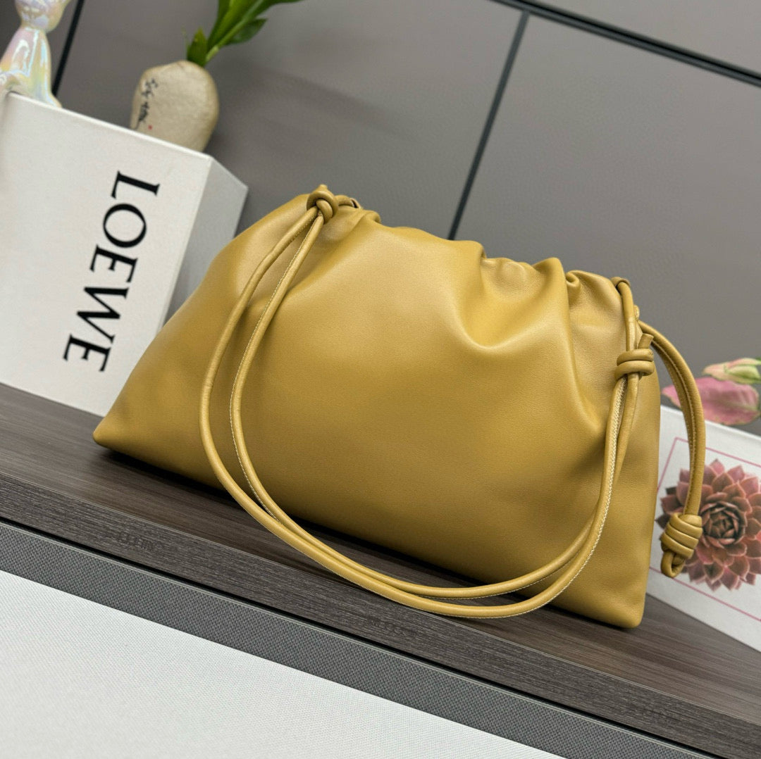 Loewe Flamenco