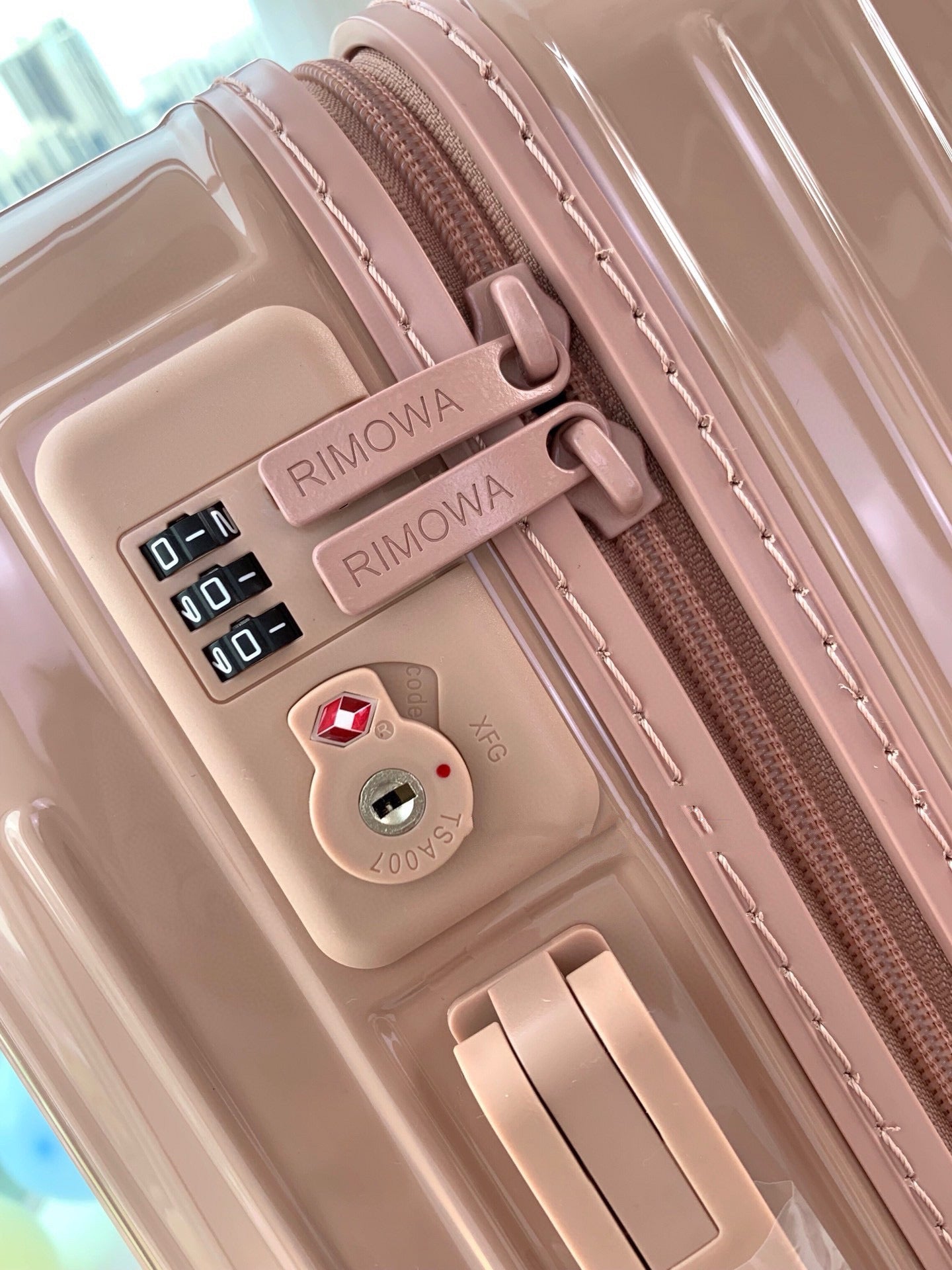 Rimowa Luggage Essential