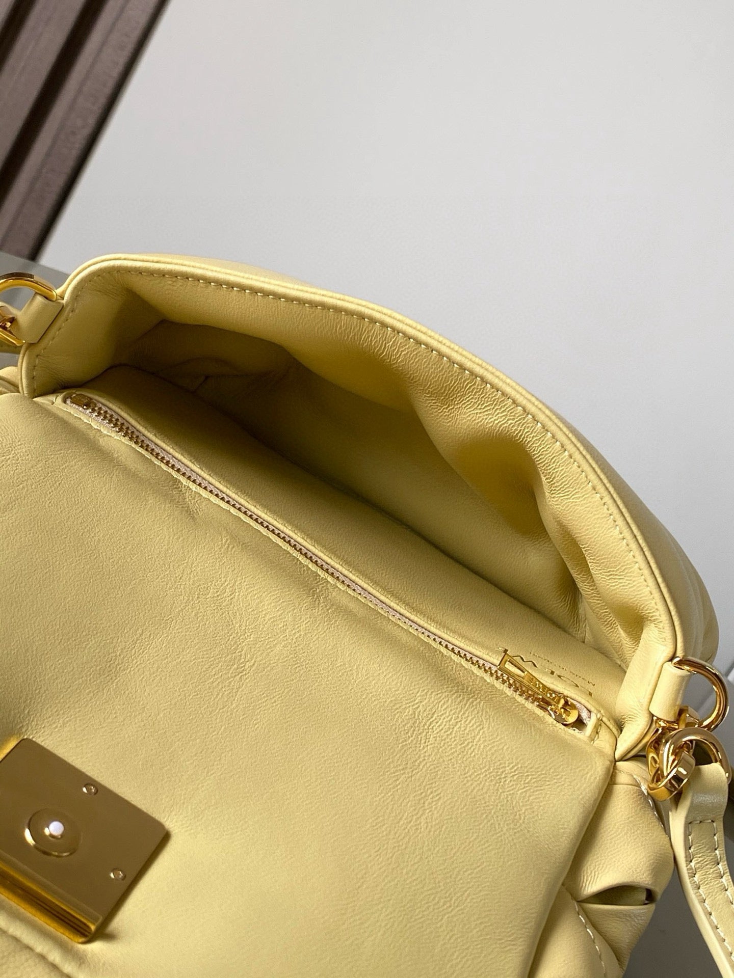 Loewe Goya Puffer