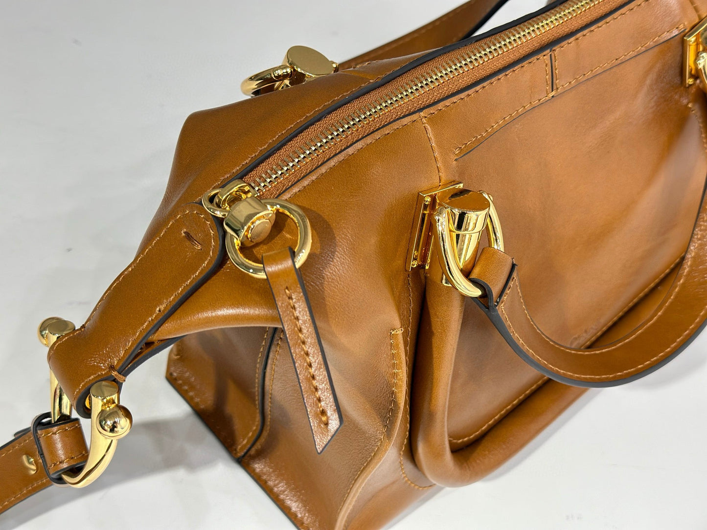 Chloe Marcie Hobo