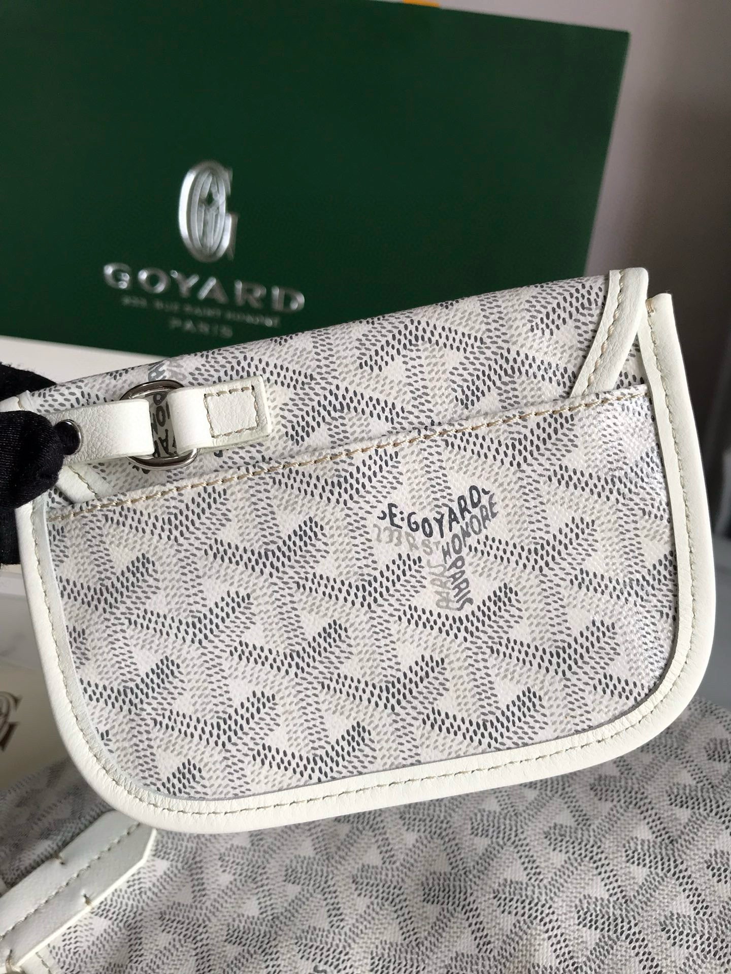 GOYARD BAG 20*19*10