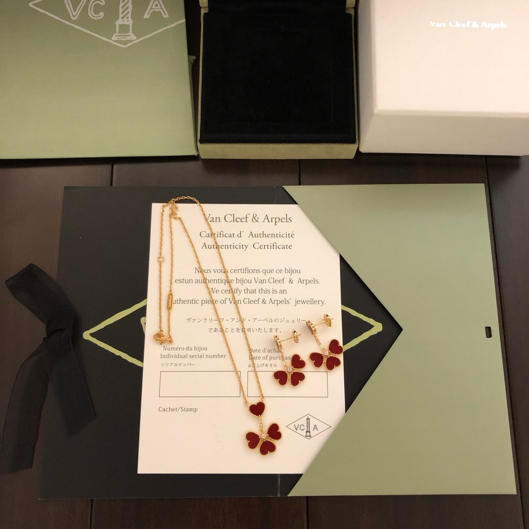 Van Cleef & Arpels Necklace