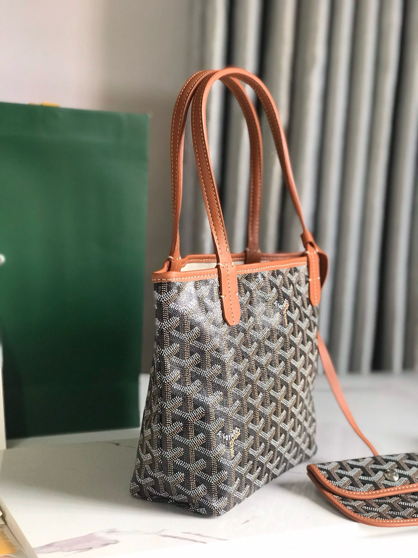 GOYARD BAG 20*19*10