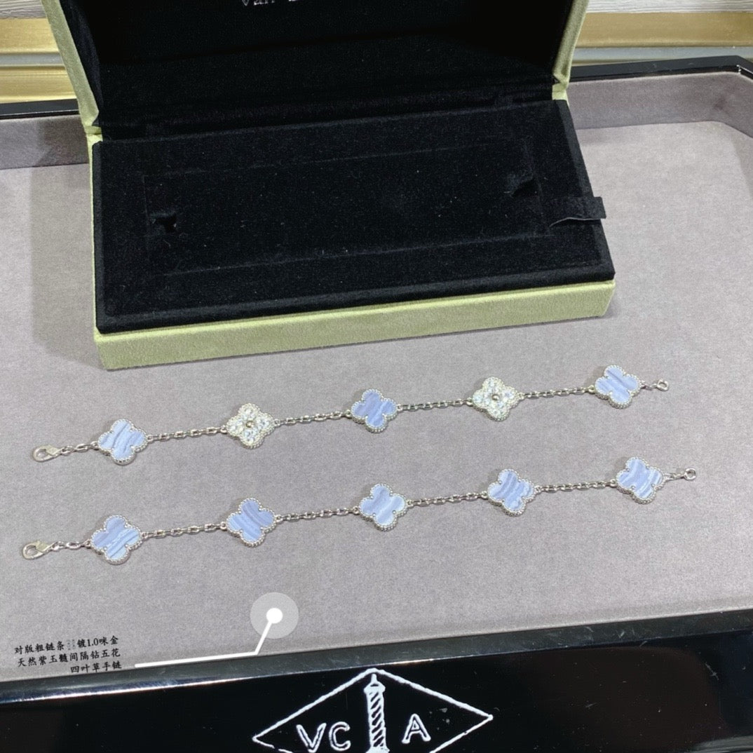 Van Cleef & Arpels Bracelet