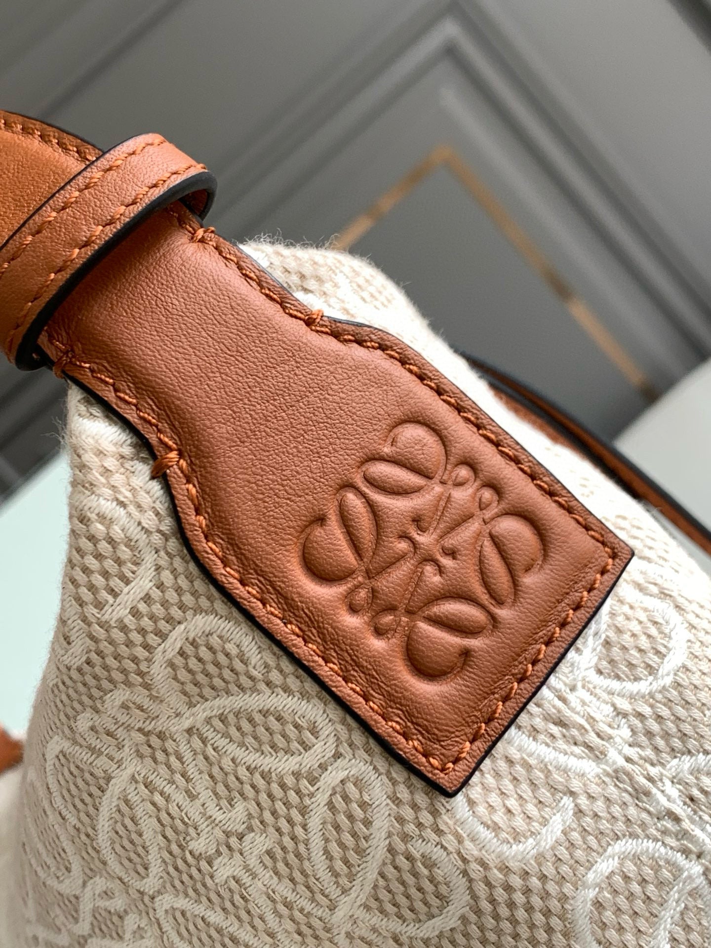 Loewe Cubi