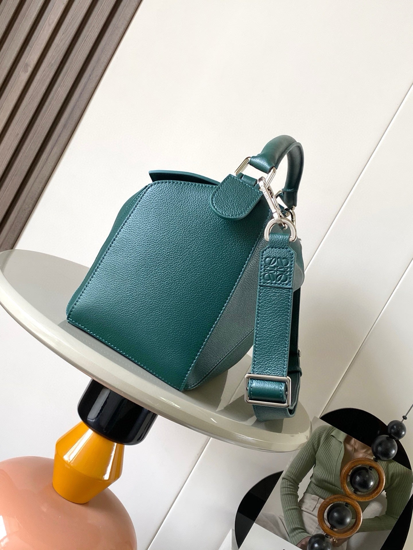 Loewe Puzzle