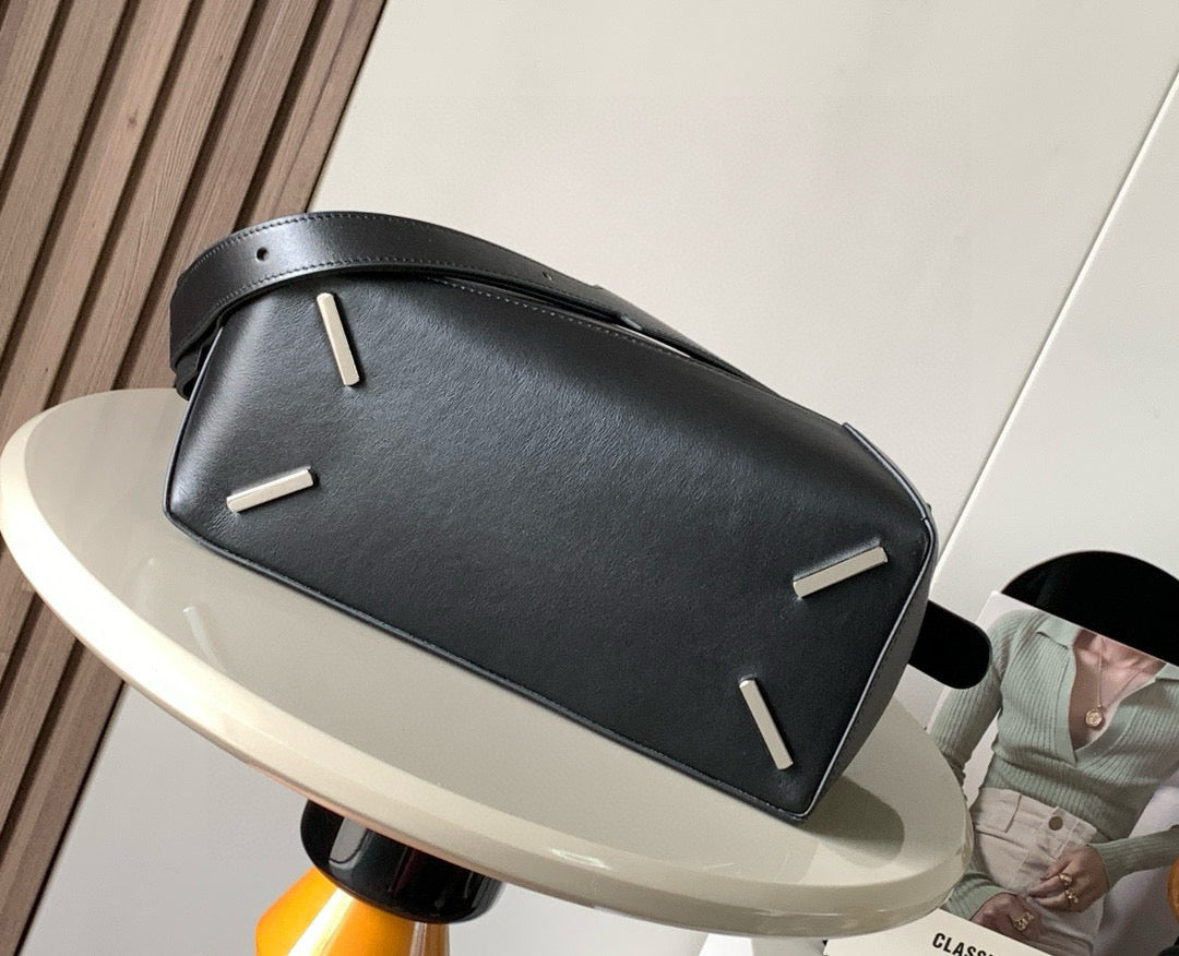 Loewe Puzzle