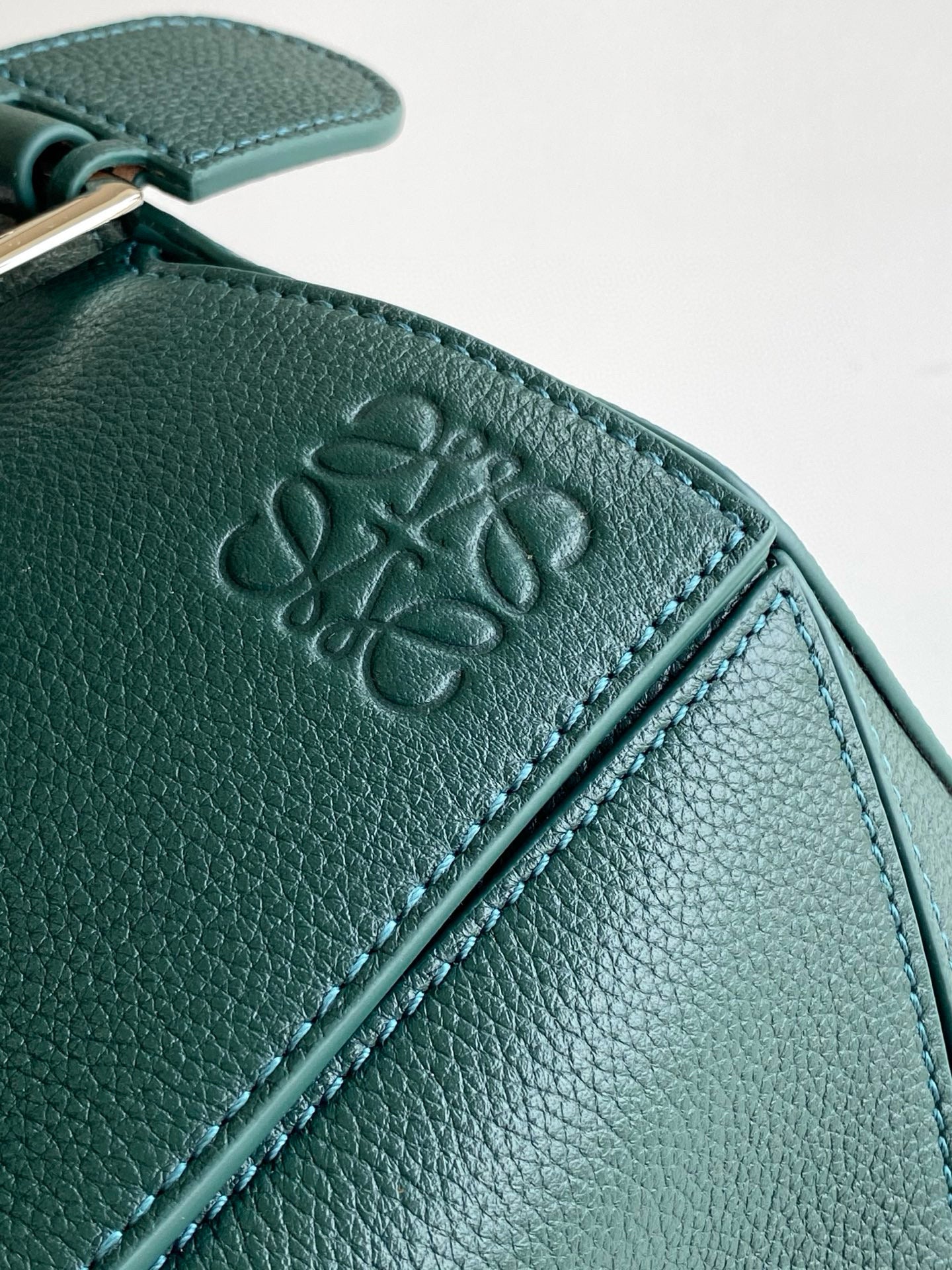 Loewe Puzzle