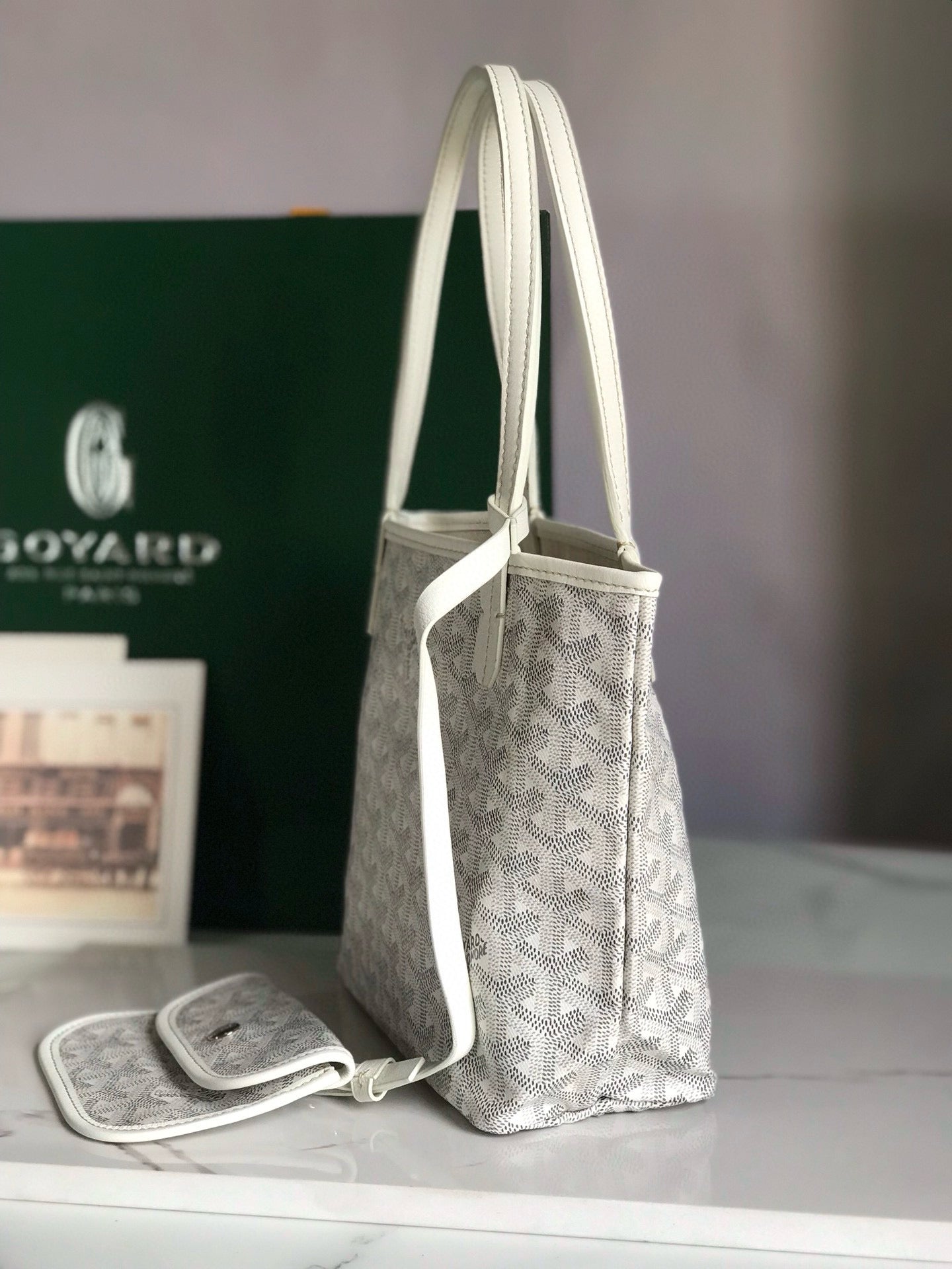 GOYARD BAG 20*19*10