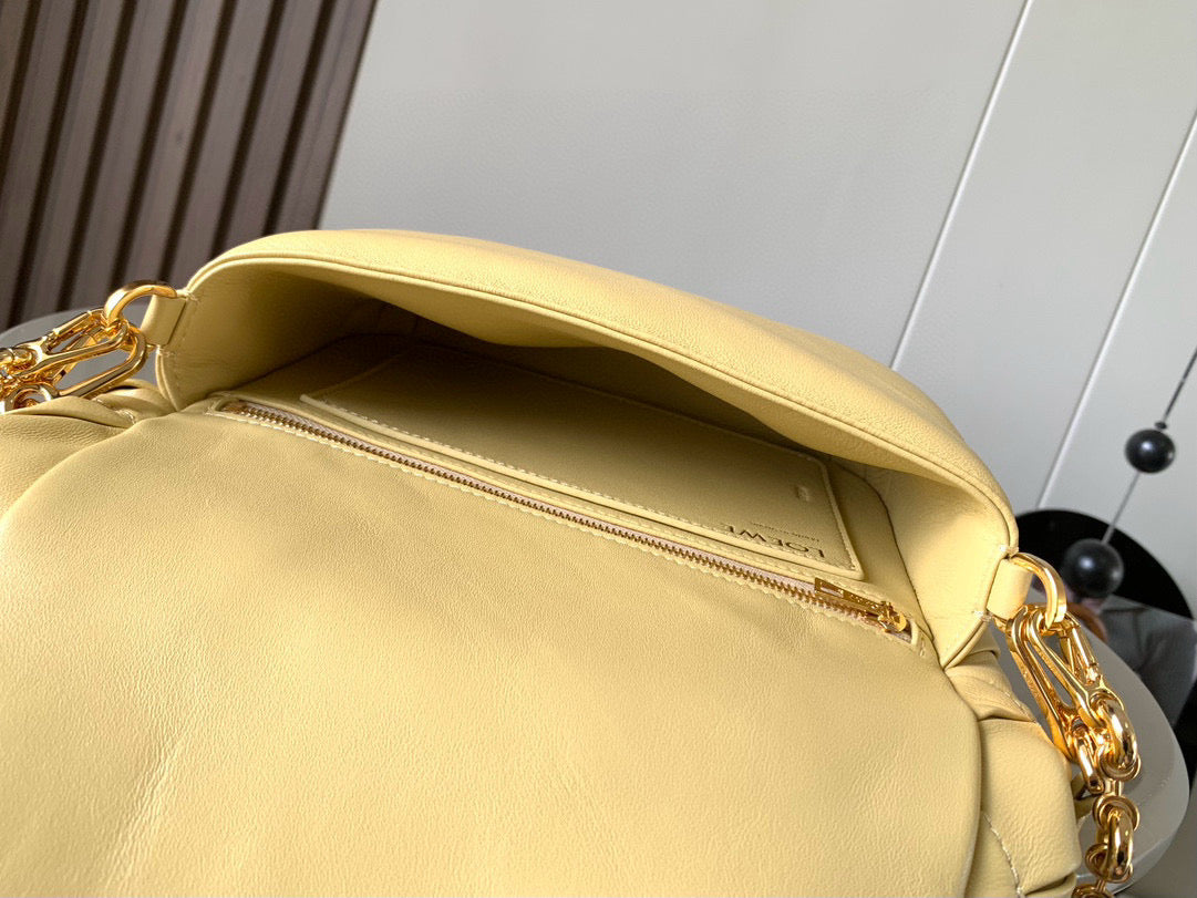 Loewe Goya Puffer